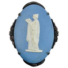 Vintage Wedgwood Sterling Cameo Brooch