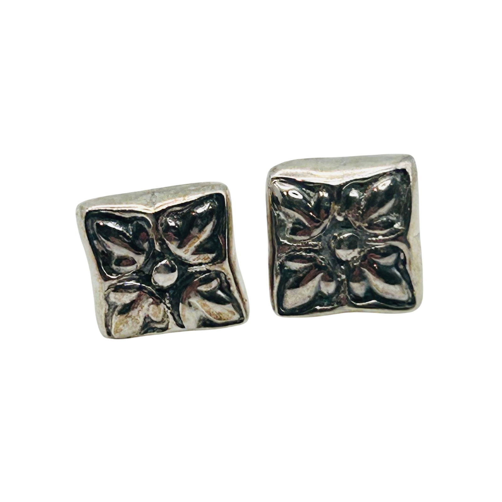 Signed Sterling Square Flower Stud Earrings: ID Sterling Square flower stud earrings. 3.37 g. Signed