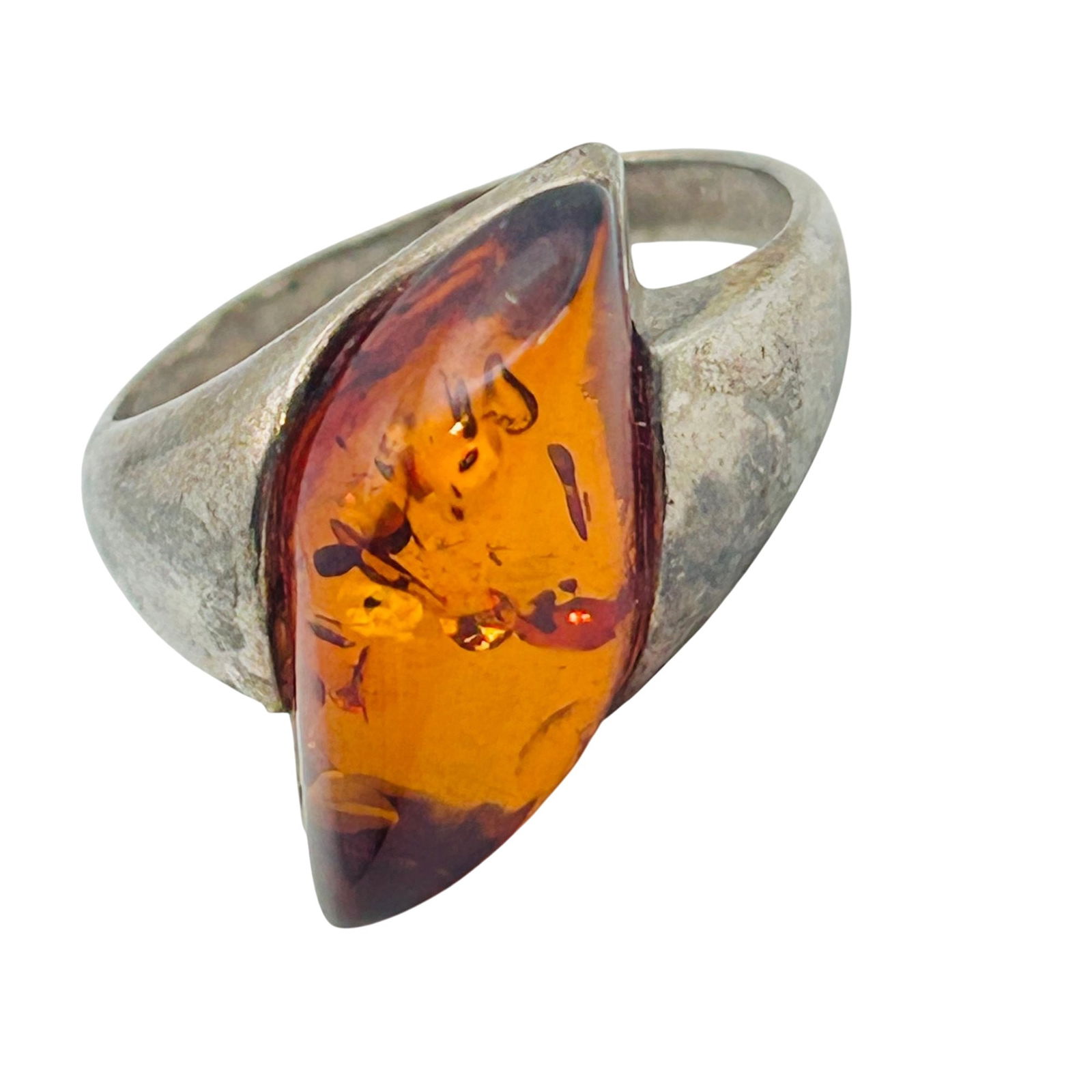 Sterling Amber Ring Size 6: AMBER Sterling ring. Size 6. 3.00 g.