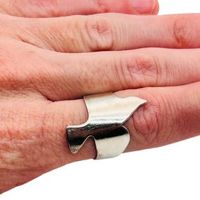 International Sterling Dove Adjustable Ring