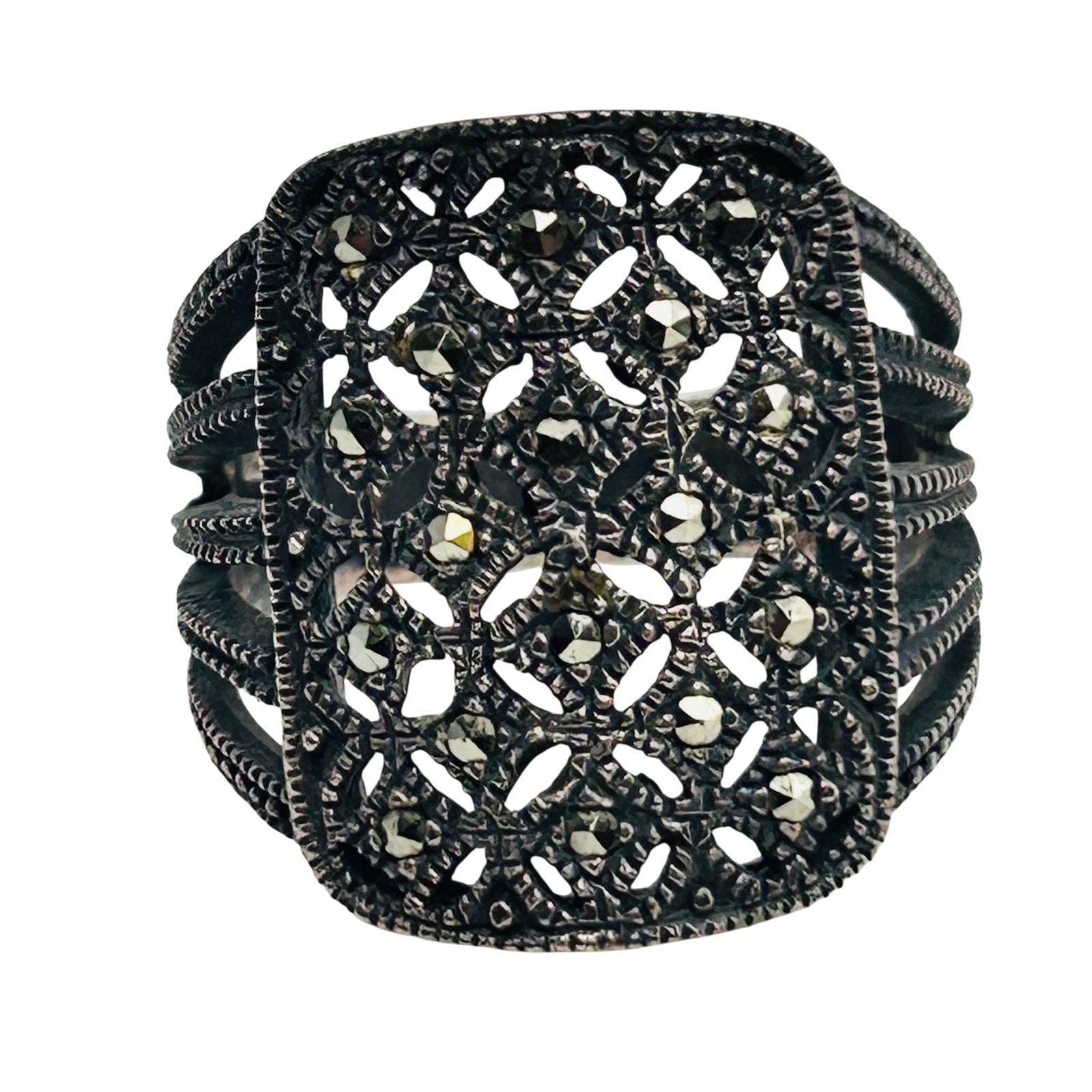 Cw Sterling Marcasite Ring Size 8 (1 of 8)
