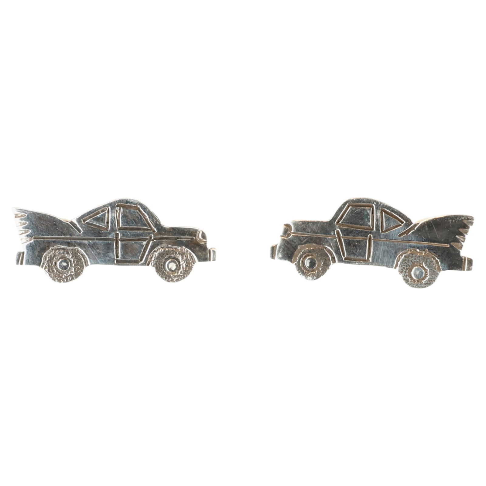 Zandra Tahy Navajo Plain Silver Car Earrings: Zandra Tahy Navajo Plain Sterling Silver Car Earrings 2g