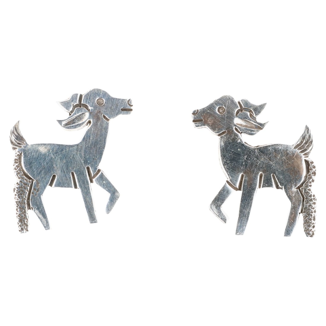 Zandra Tahy Navajo Plain Silver Lamb Earrings: Zandra Tahy Navajo Plain Sterling Silver Lamb Earrings 2g