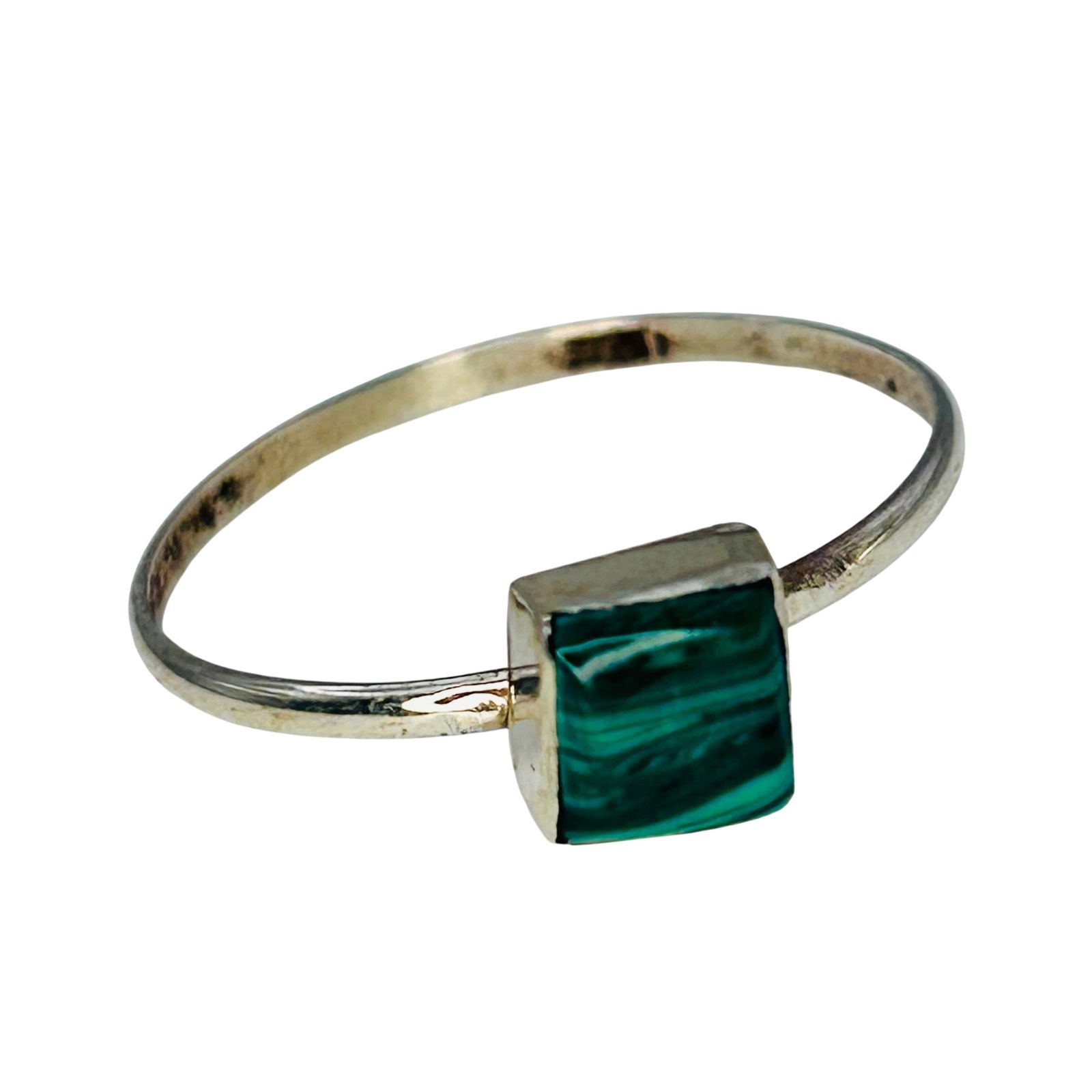 Mary Ann Niha Zuni Sterling Inlay Malachite Ring SZ. 6: Mary Ann Niha Zuni Sterling Inlay Malachite Ring SZ. 6 .61 grams