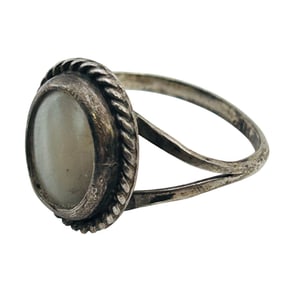 Navajo Sterling Mother Of Pearl Ring Size 8