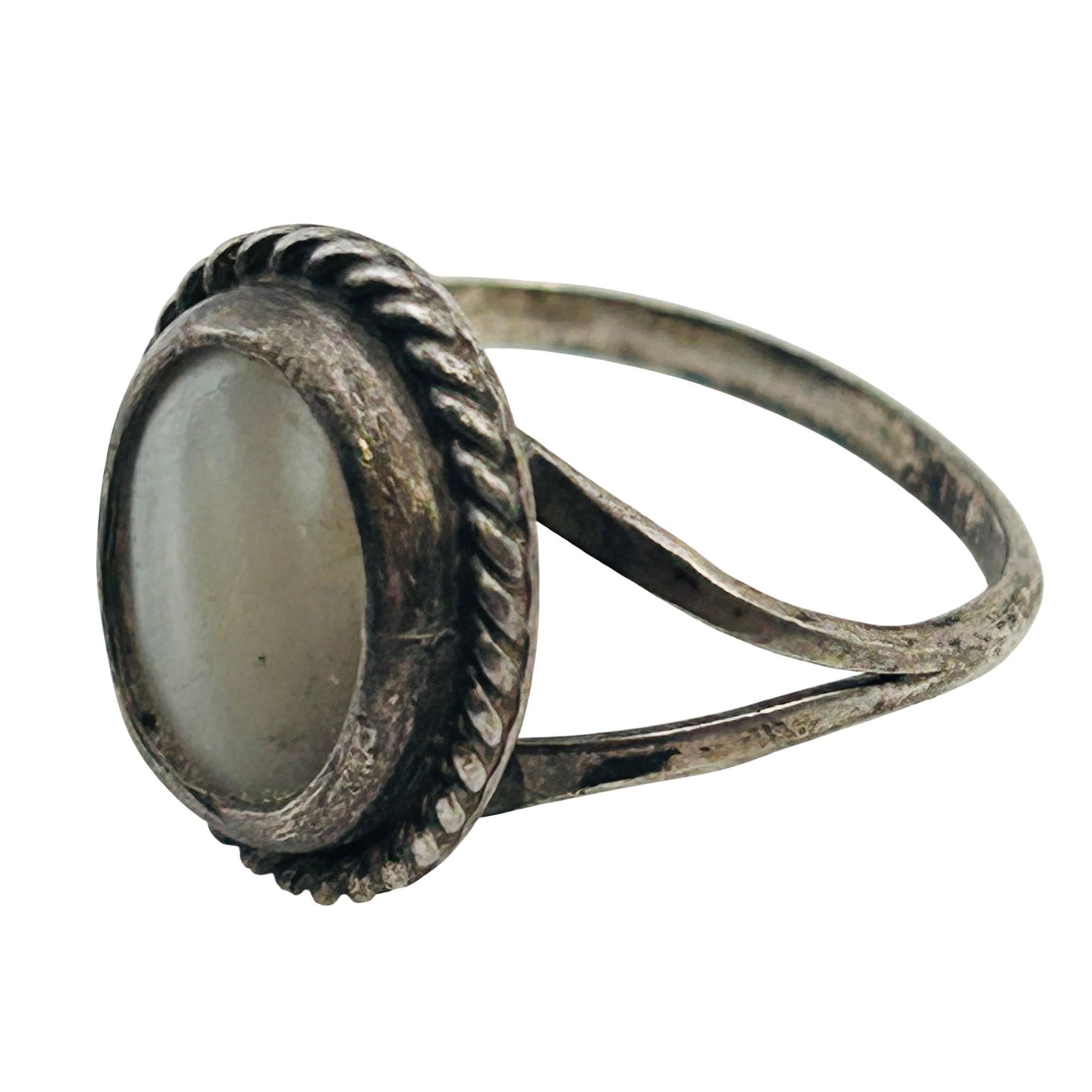 Navajo Sterling Mother Of Pearl Ring Size 8 (1 of 7)