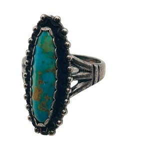 Navajo Sterling Turquoise Oval Ring Size 6, 5.67 G