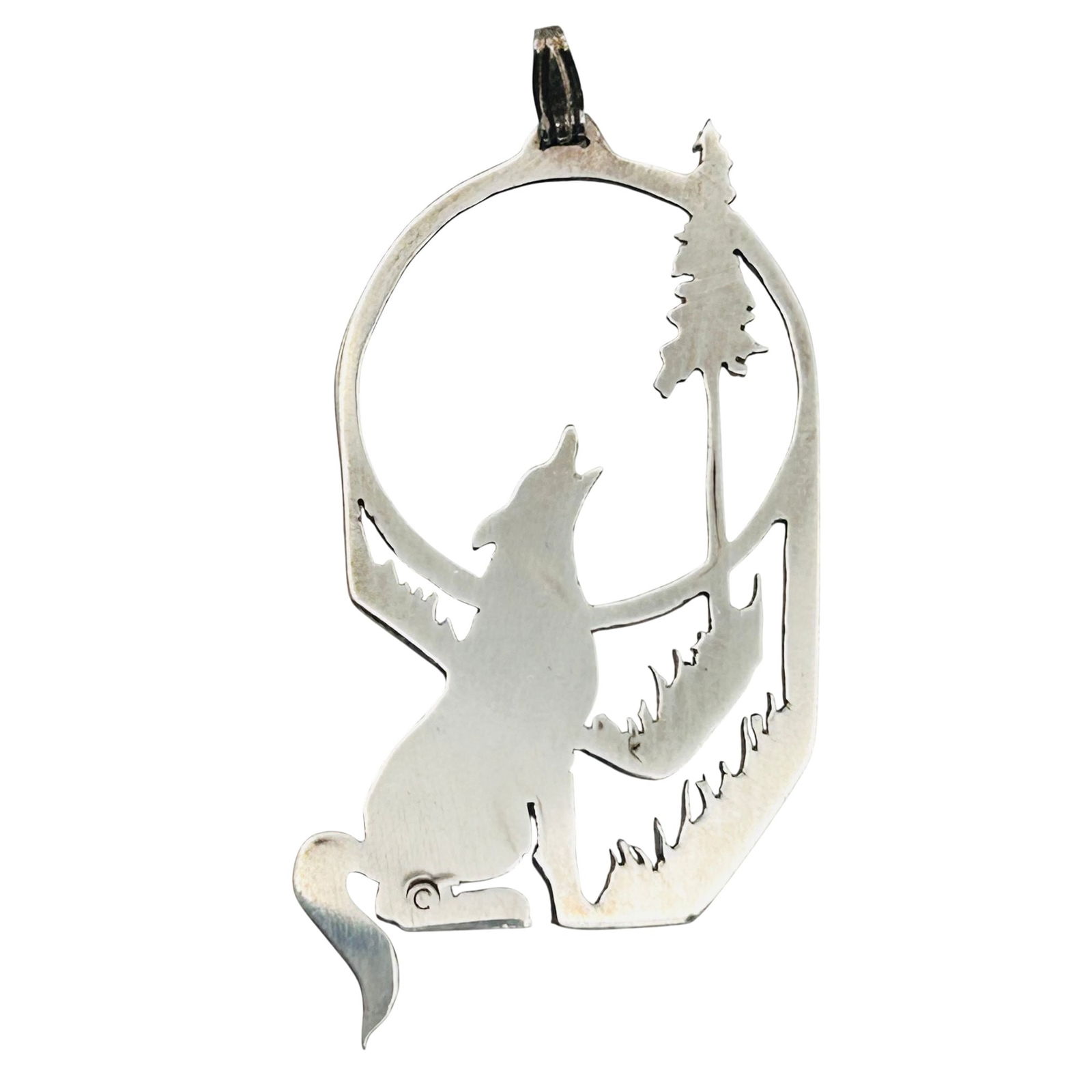 Sterling Southwestern Howling Wolf Pendant (1 of 5)