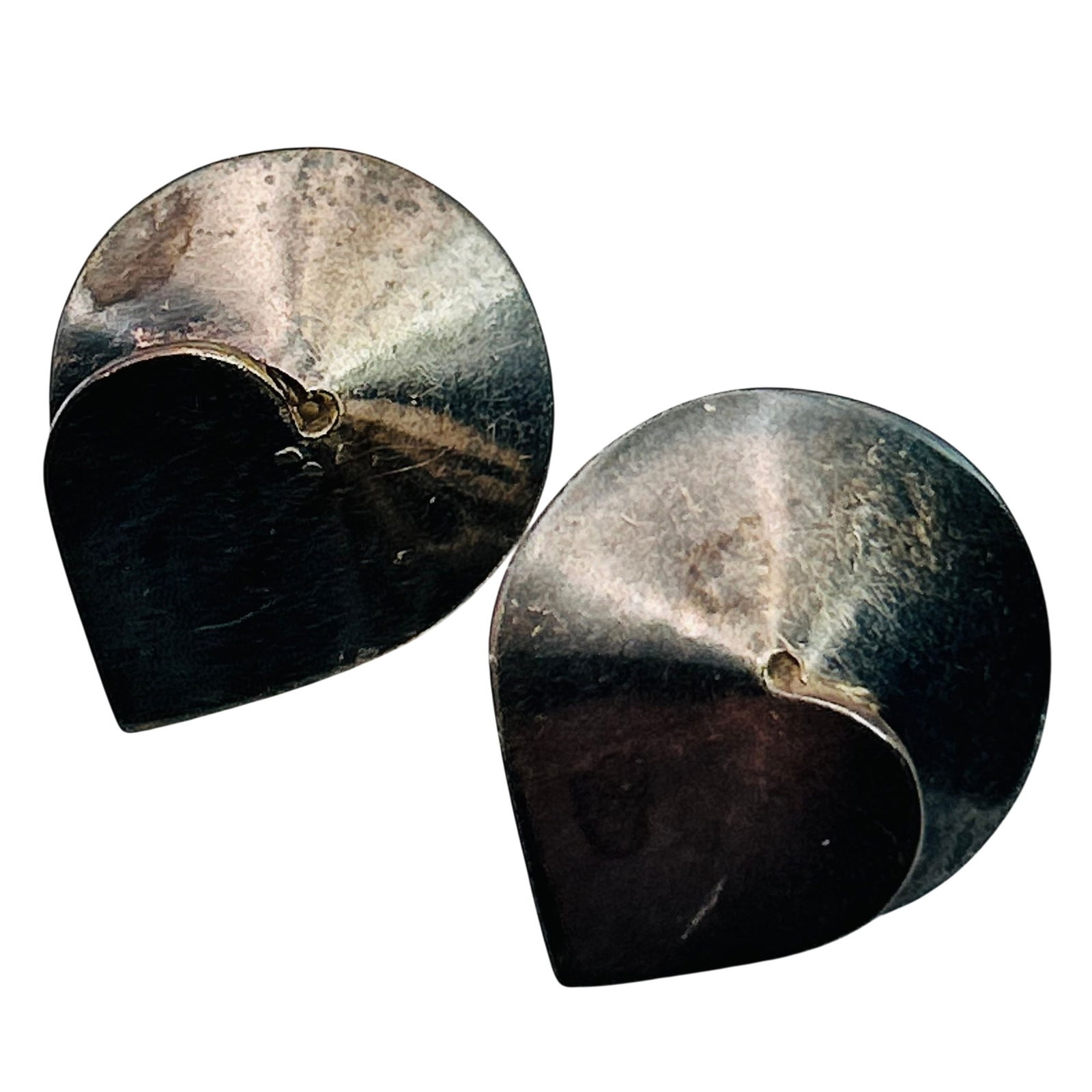 Signed Sterling Vintage Stud Earrings: Signed Sterling vintage stud earrings. 8.10g