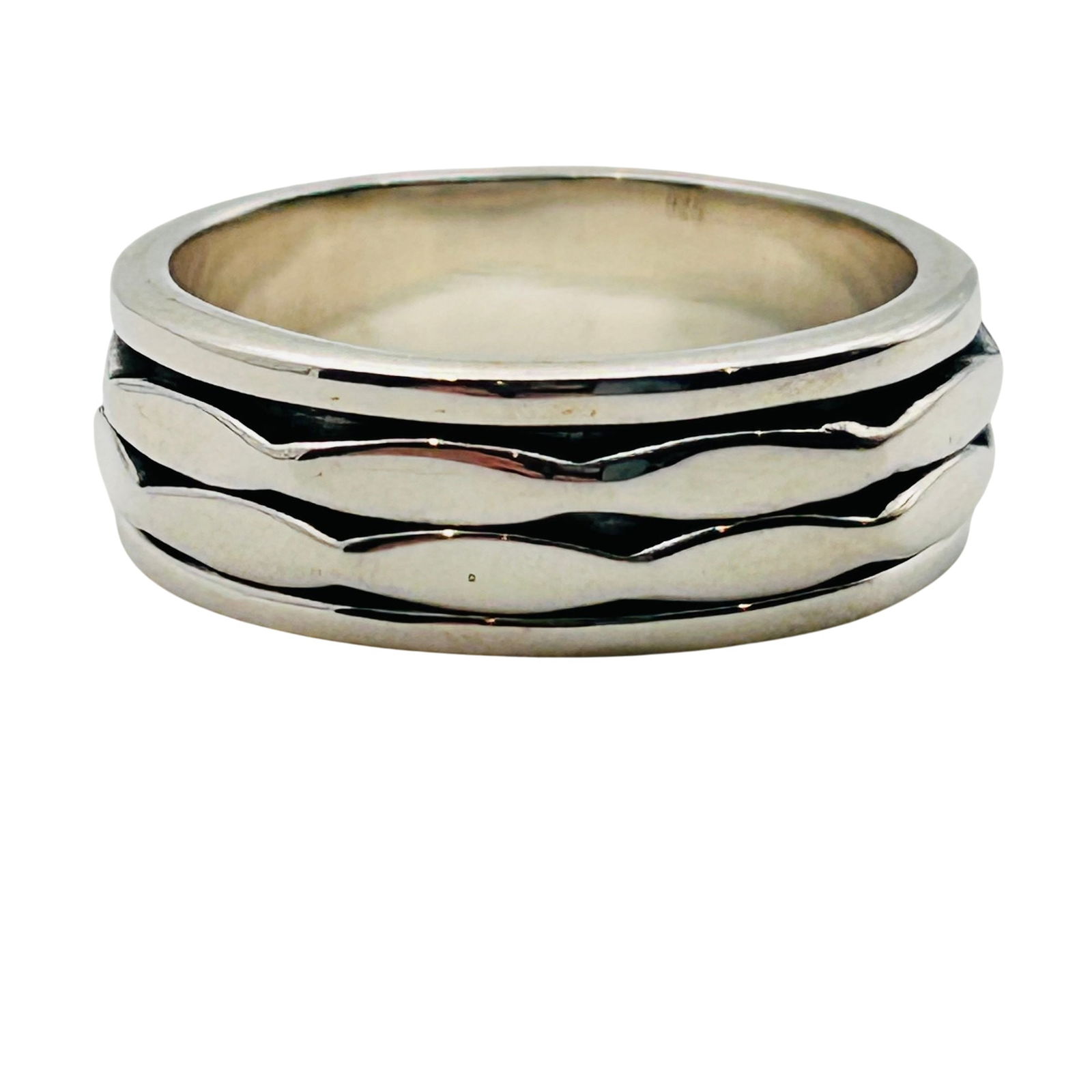 Sterling Thick Spin Band: Sterling thick spin band. 5.80g