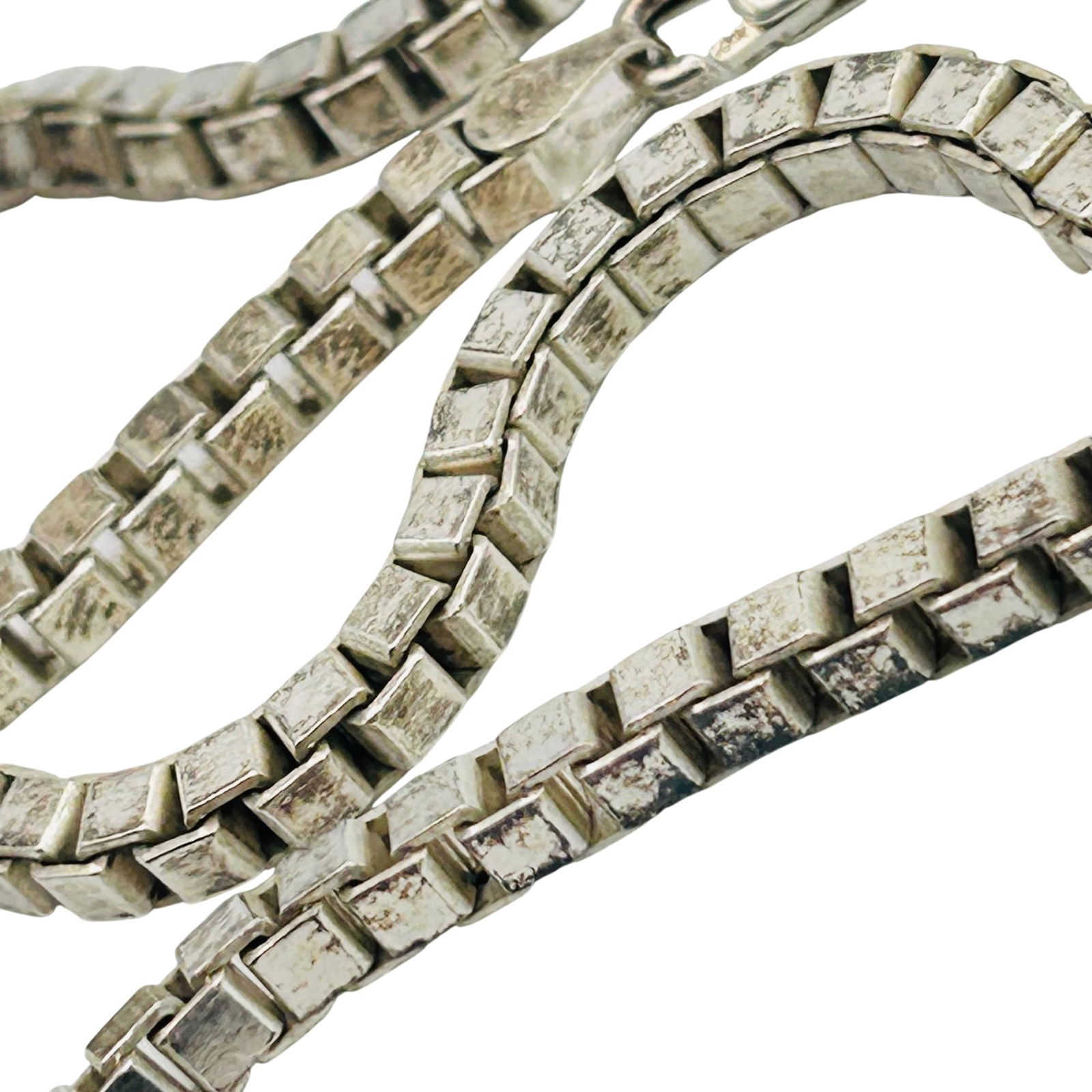 AGI Italy Sterling Thick Box Chain Necklace: AGI Italy sterling thick box chain necklace. 36.90g