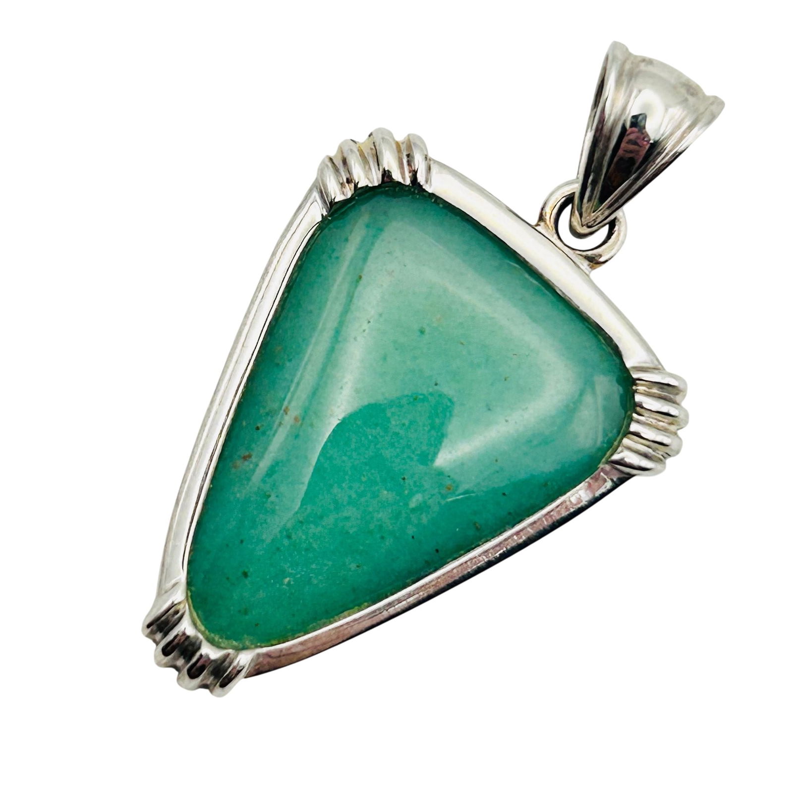 WK Sterling Jade Pendant: WK Sterling jade pendant. 6.50g