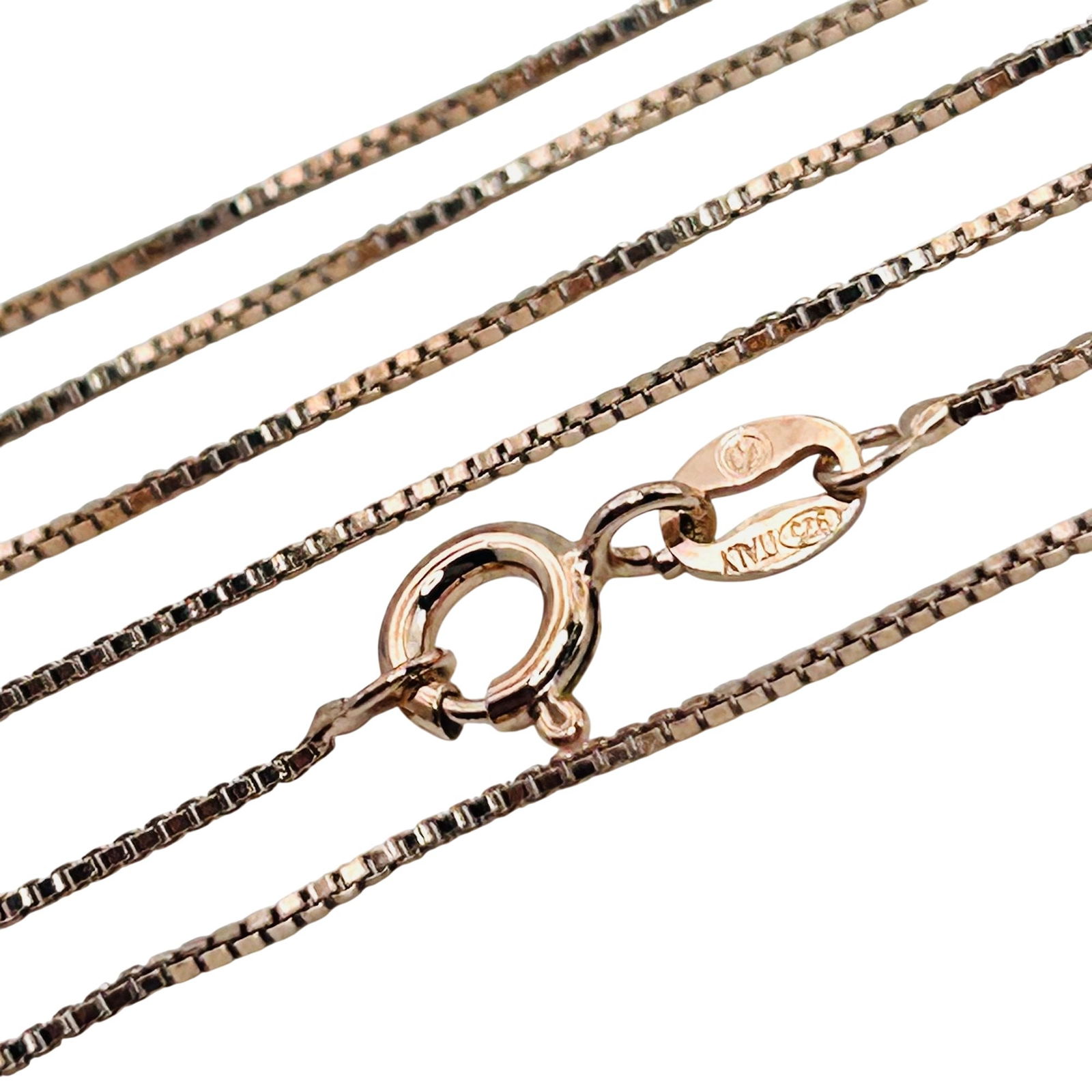 Italy Sterling Box Chain Necklace: Italy sterling box chain necklace. 2.60g