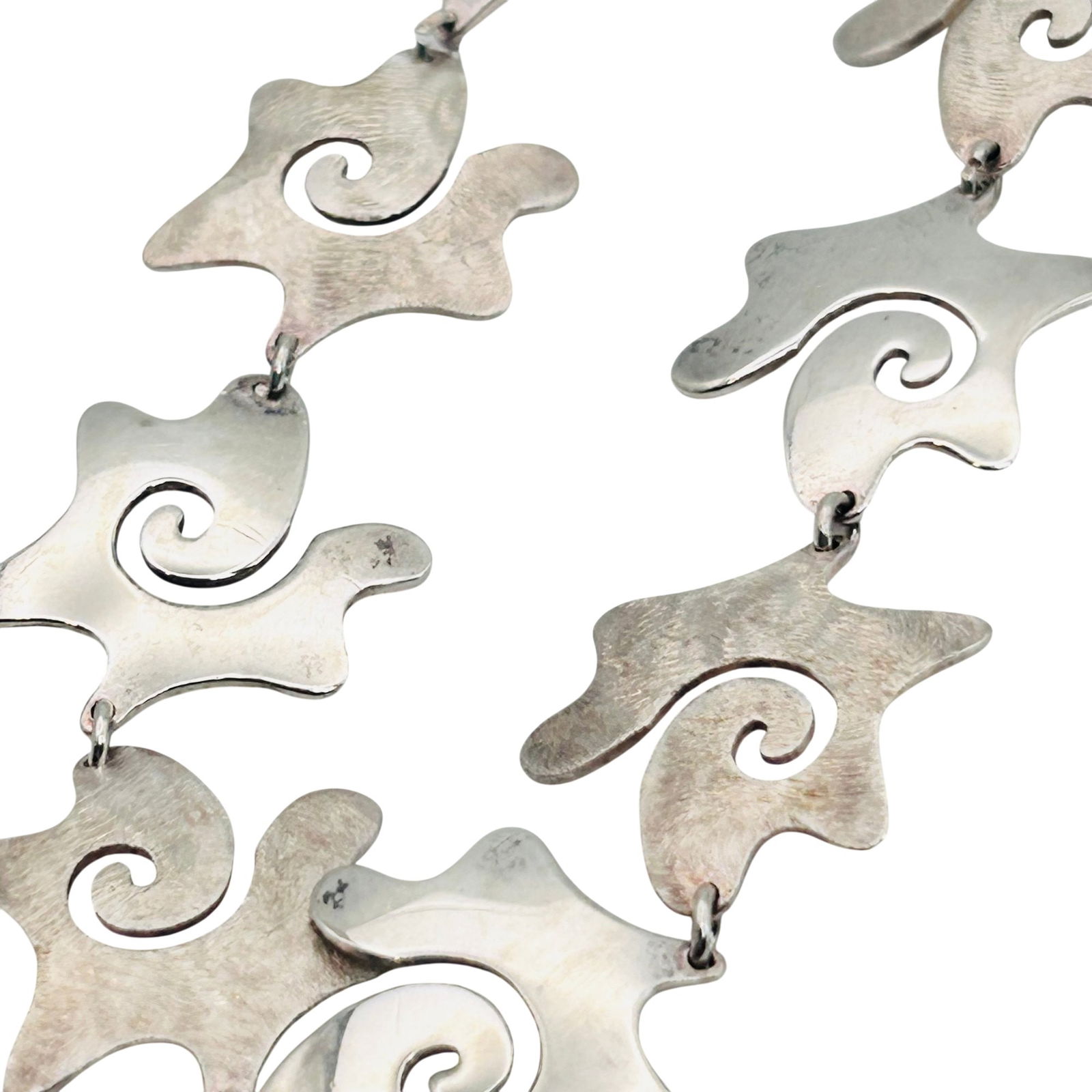 Condor 950 Silver Swirl Bracelet: Condor 950 silver swirl bracelet. 12.30g