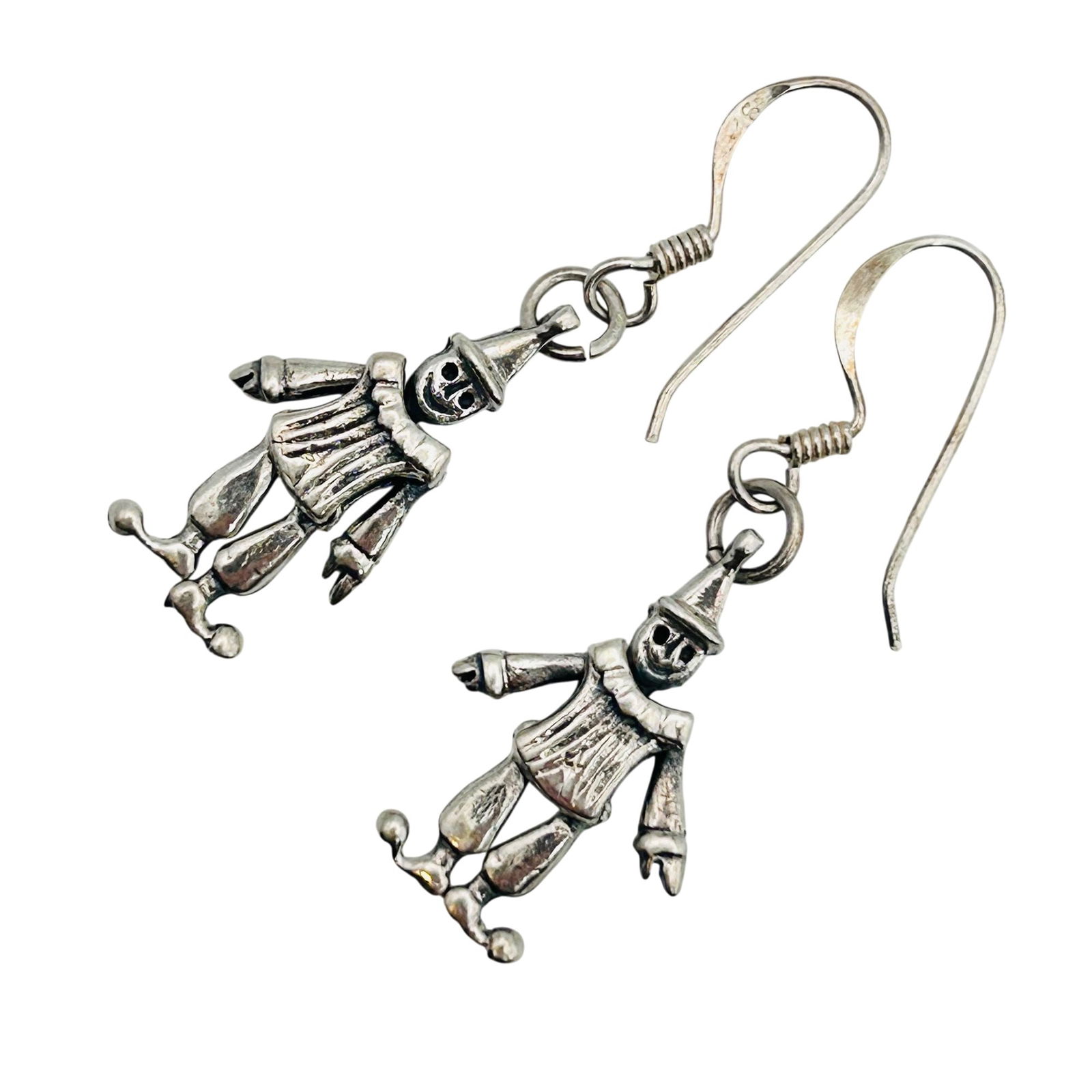 Sterling Wiggling Clown Dangle Earrings: Sterling wiggling clown dangle earrings. 3.60g