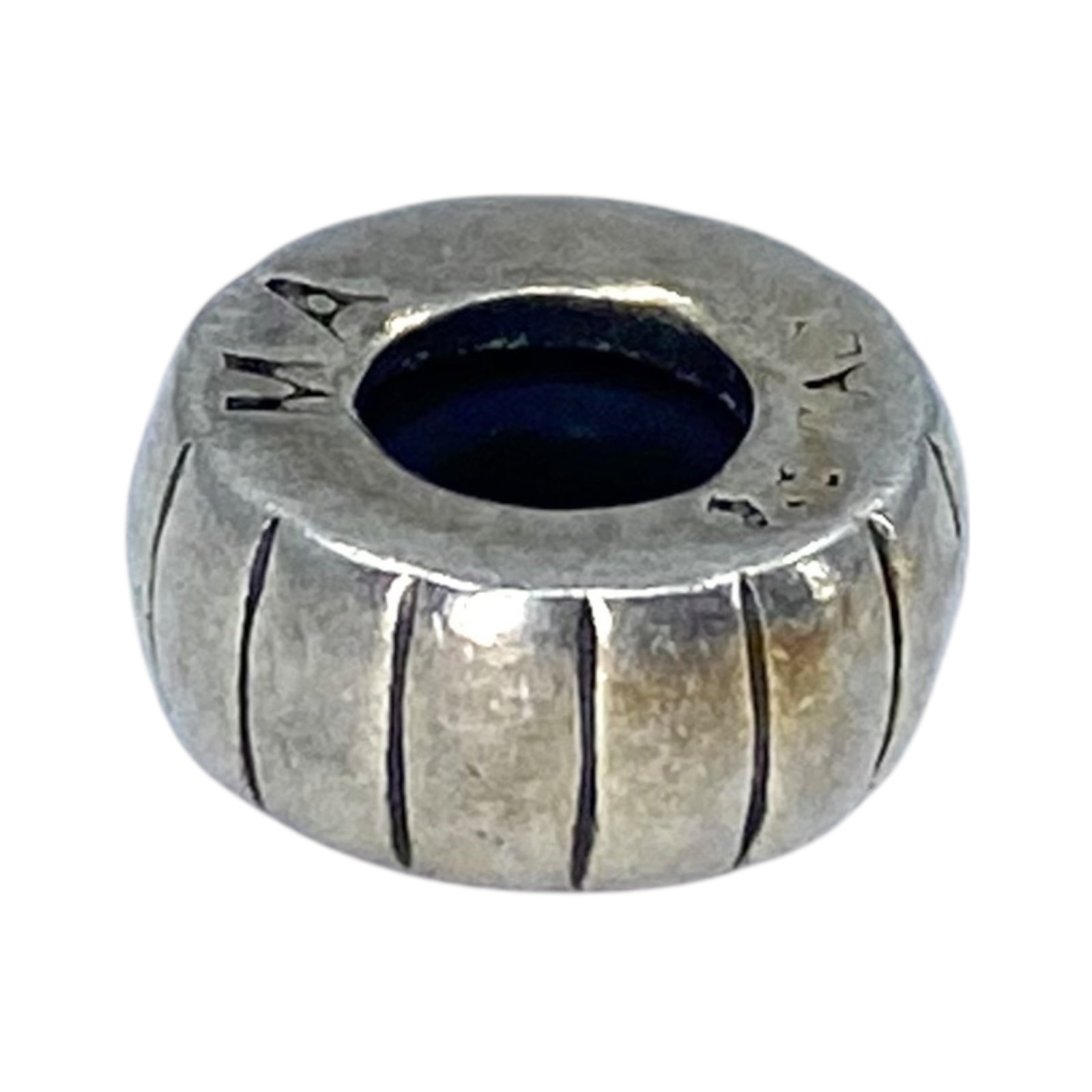 Signed Sterling Ribbed Charm Separator 1.4g: Signed Sterling Ribbed Charm Separator 1.4g Engraved MA 925 Italy