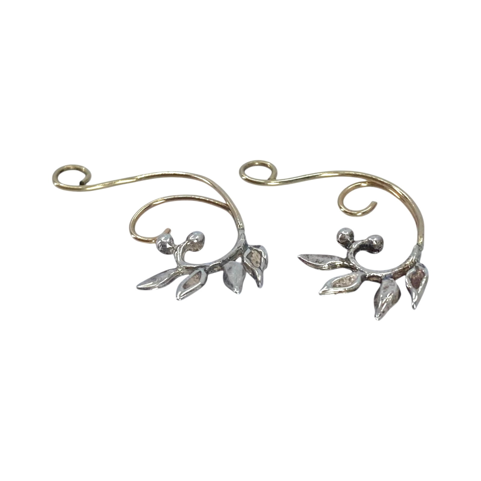 Sterling Vine Earrings 2g (1 of 3)