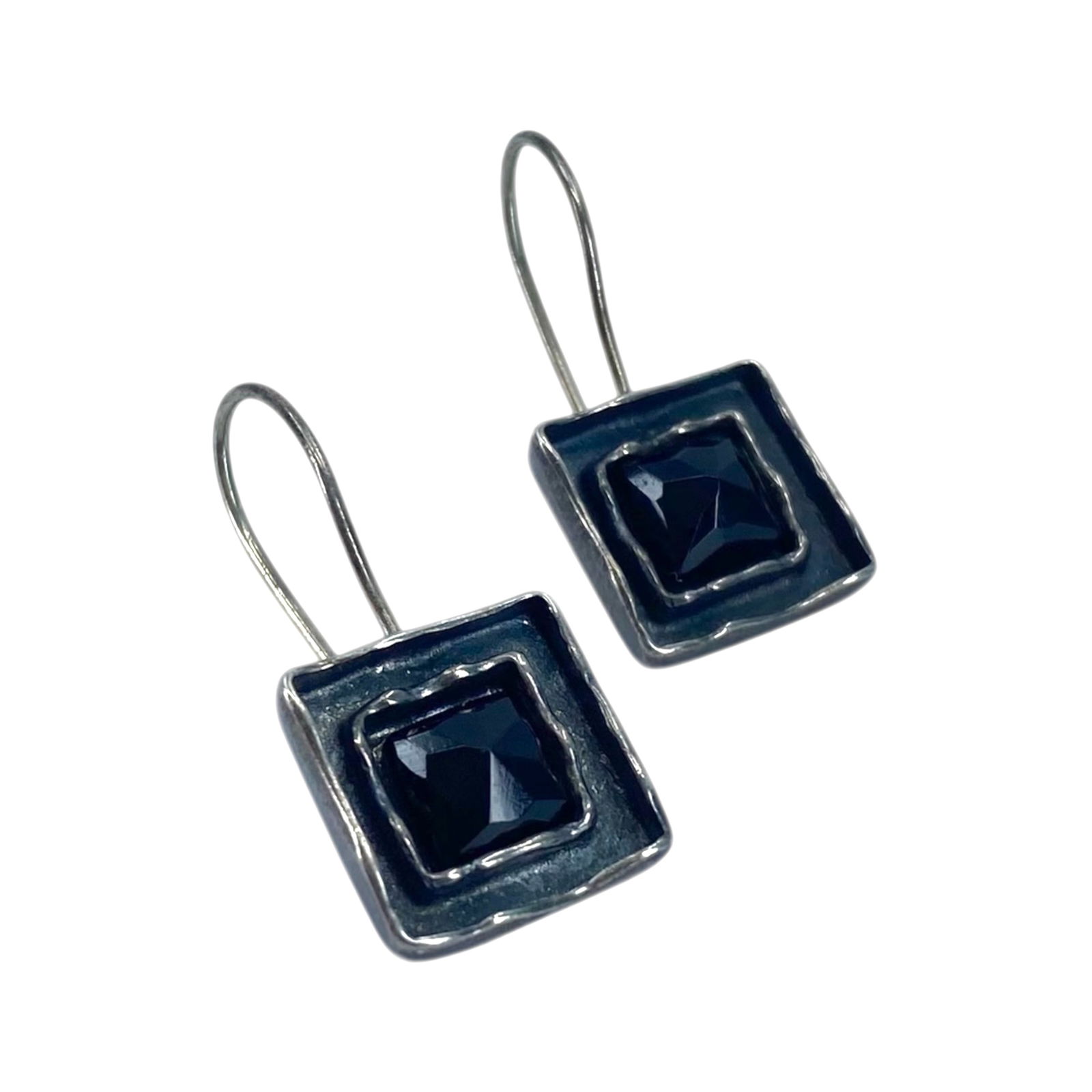 Signed Sterling Faceted Pyramid Onyx Square Earrings 4g: Signed Sterling Faceted Pyramid Onyx Square Earrings 4g Engraved with L style hallmark, Infinity Sign, YAM 925