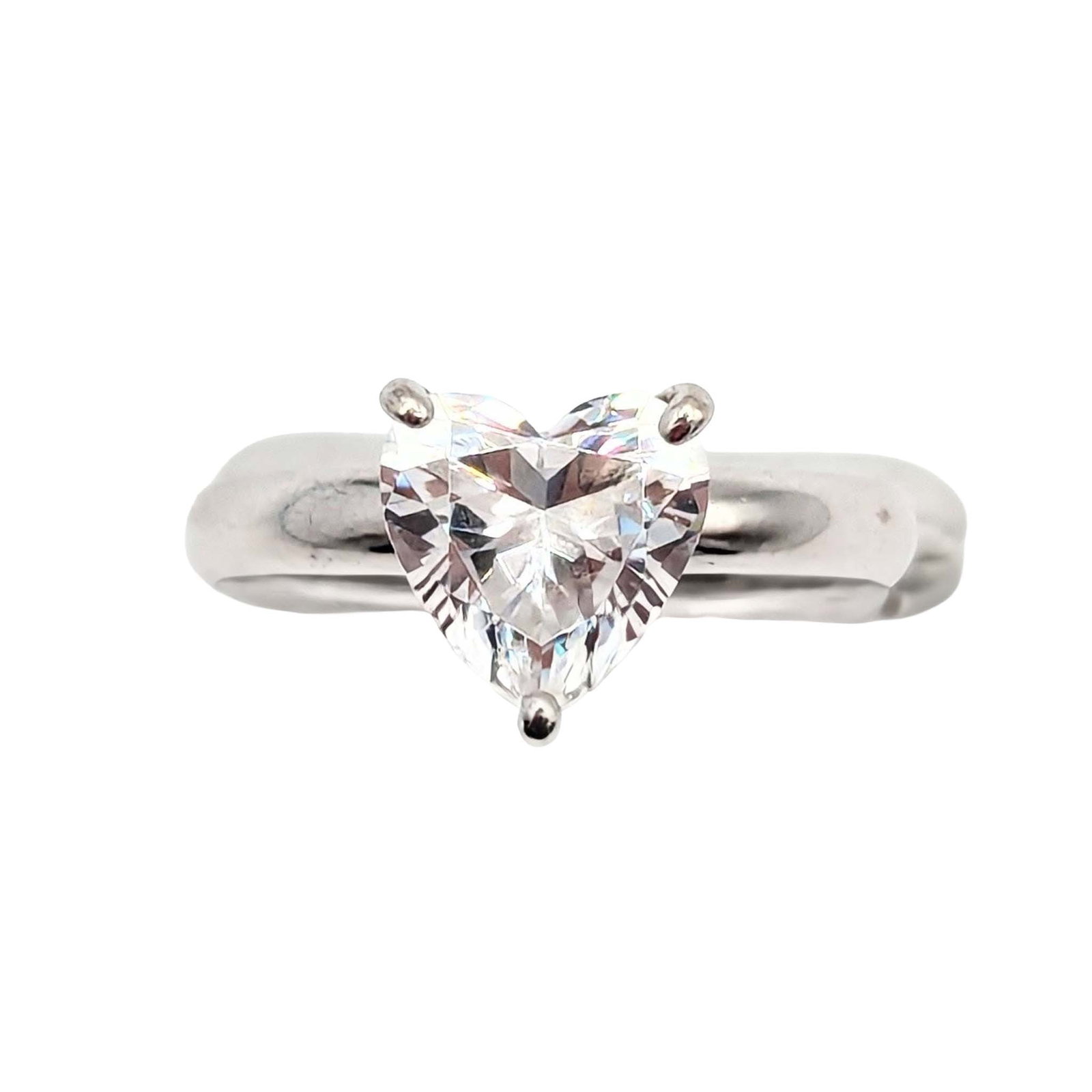 Sterling Silver CZ Heart Solitare Ring (1 of 3)