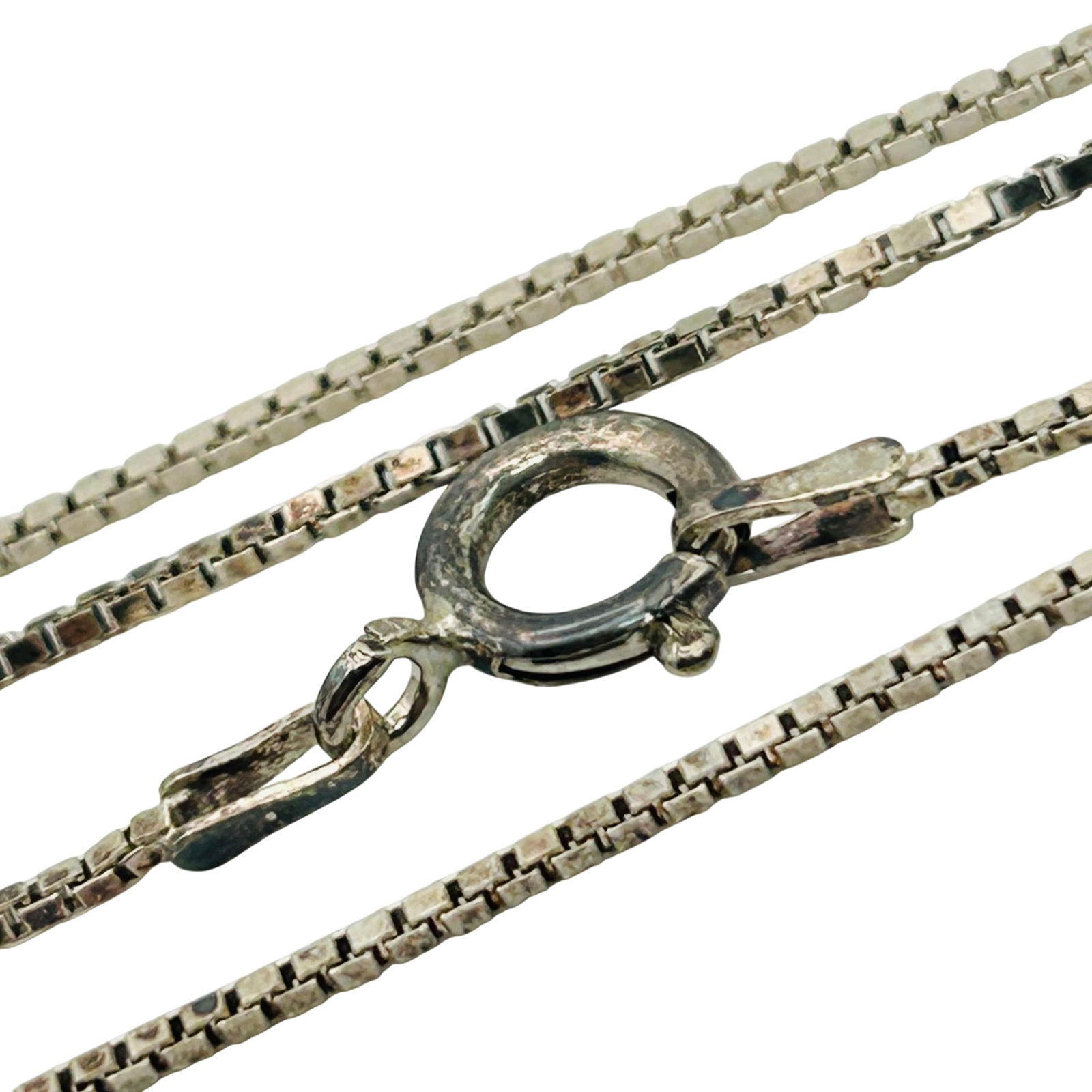 Italy Sterling Box Chain Necklace: Italy sterling box chain necklace. 3.40g