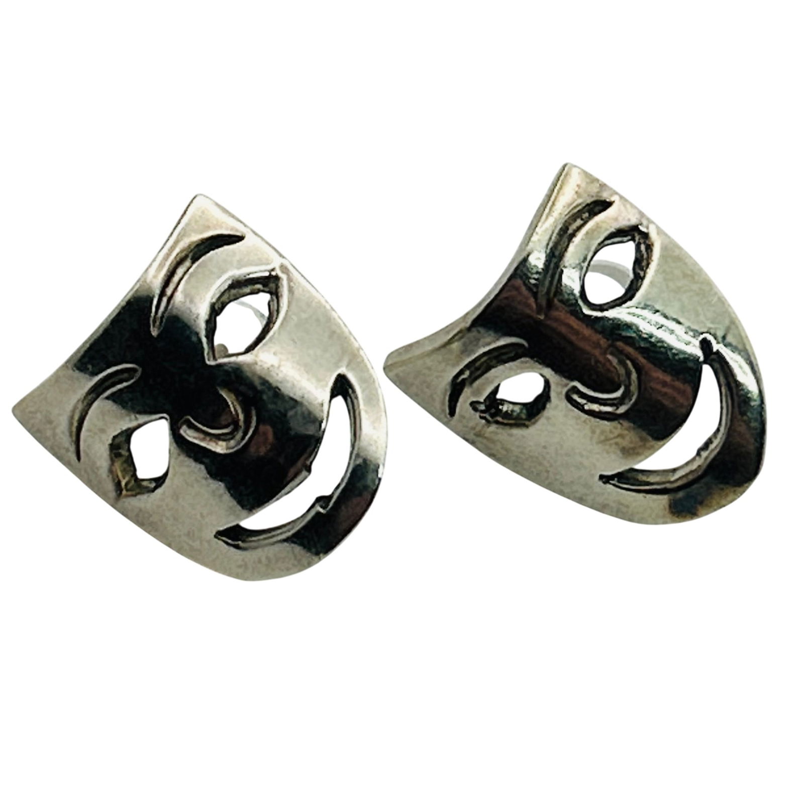 Tp-68 Taxco Mexico Sterling Stud Earrings: Tp-68 taxco Mexico Sterling stud earrings. 5.70g