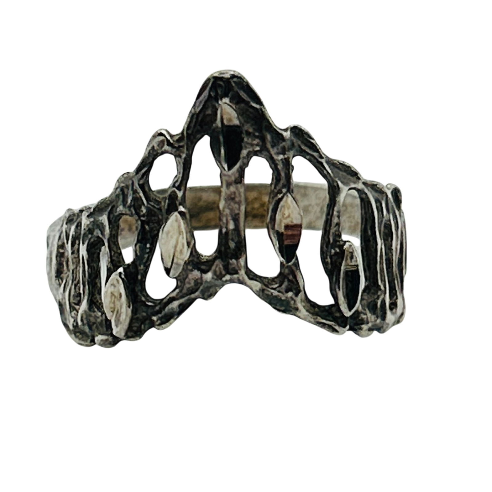 Sterling Pointed Hammered Ring. Size 8.5 (1 of 8)