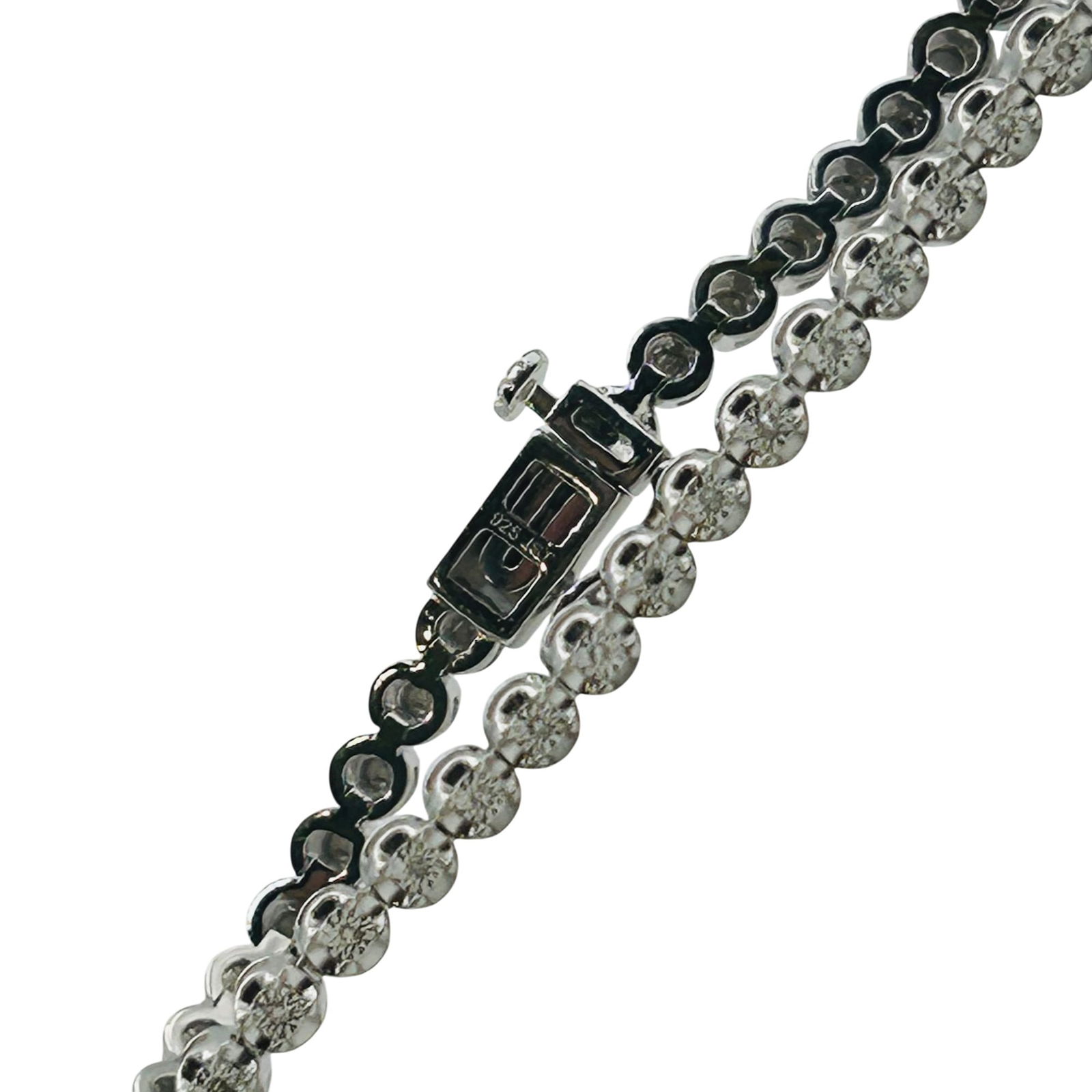 JST Sterling Diamond Tennis Bracelet: JST Sterling Diamond tennis bracelet. 8.80g