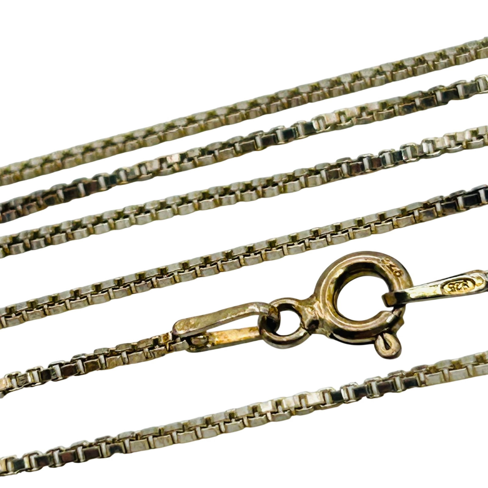 Italy Sterling Box Chain Necklace: Italy sterling box chain necklace. 2.80g