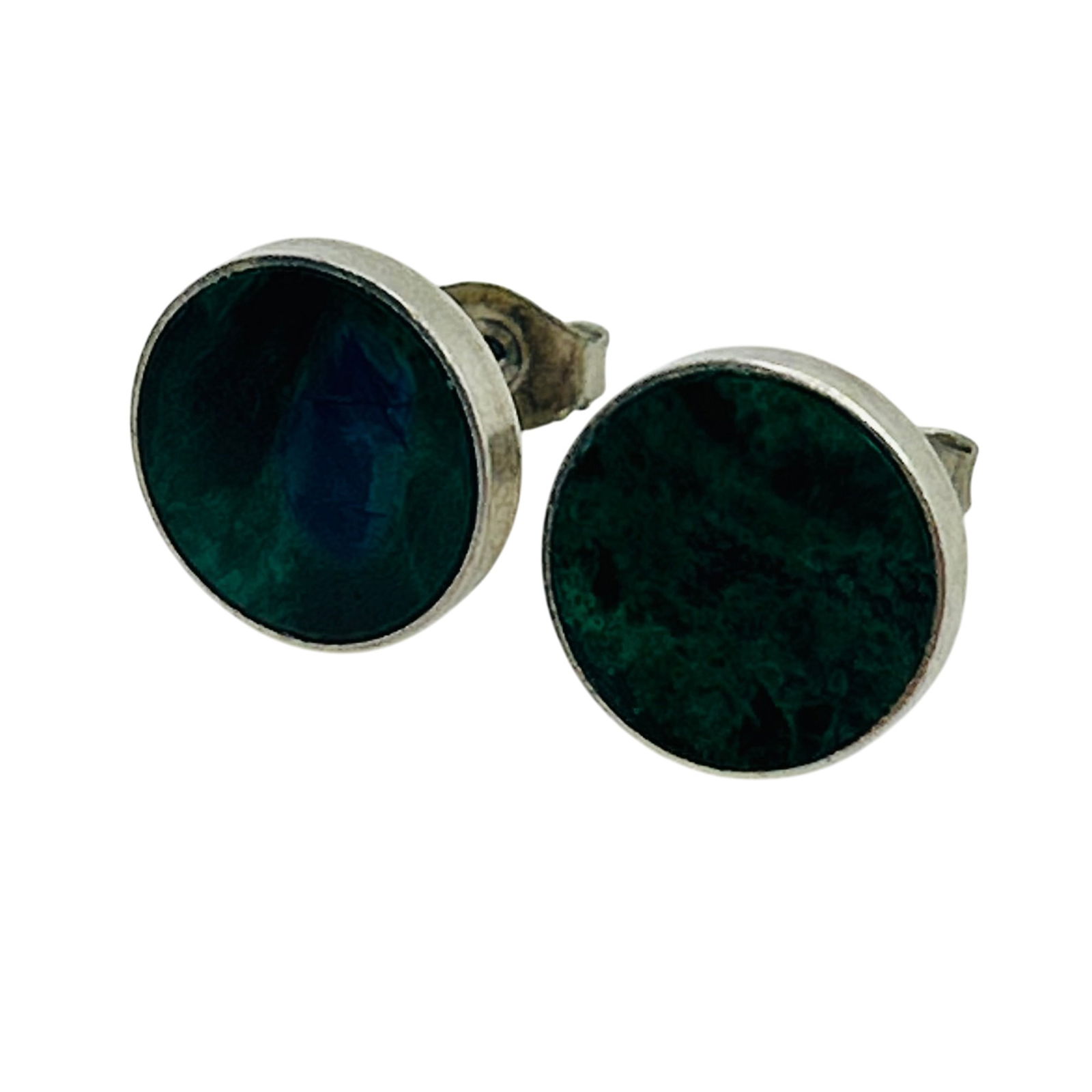 Sterling Malachite Southwest Round Earrings: Sterling malachite southwest round earrings. 2.00g
