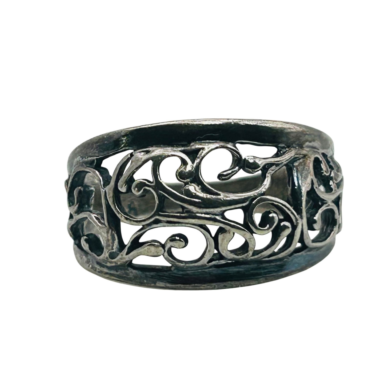 Sterling Decorative Band. Size 8: Sterling decorative band. Size 8. 3.60g