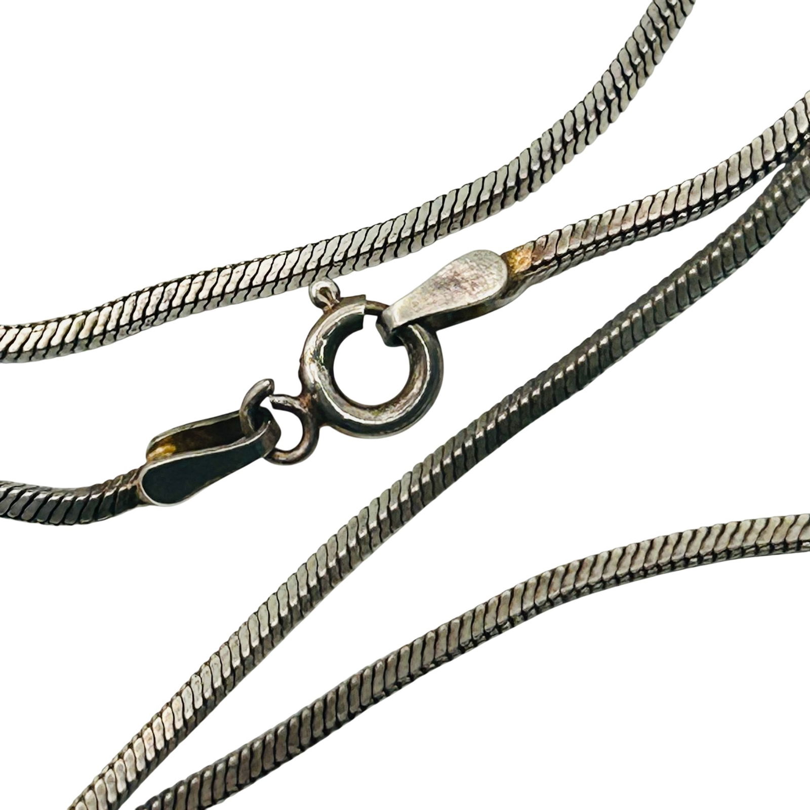 Sterling Square Snake Chain Necklace: Sterling square snake chain necklace. 5.50g