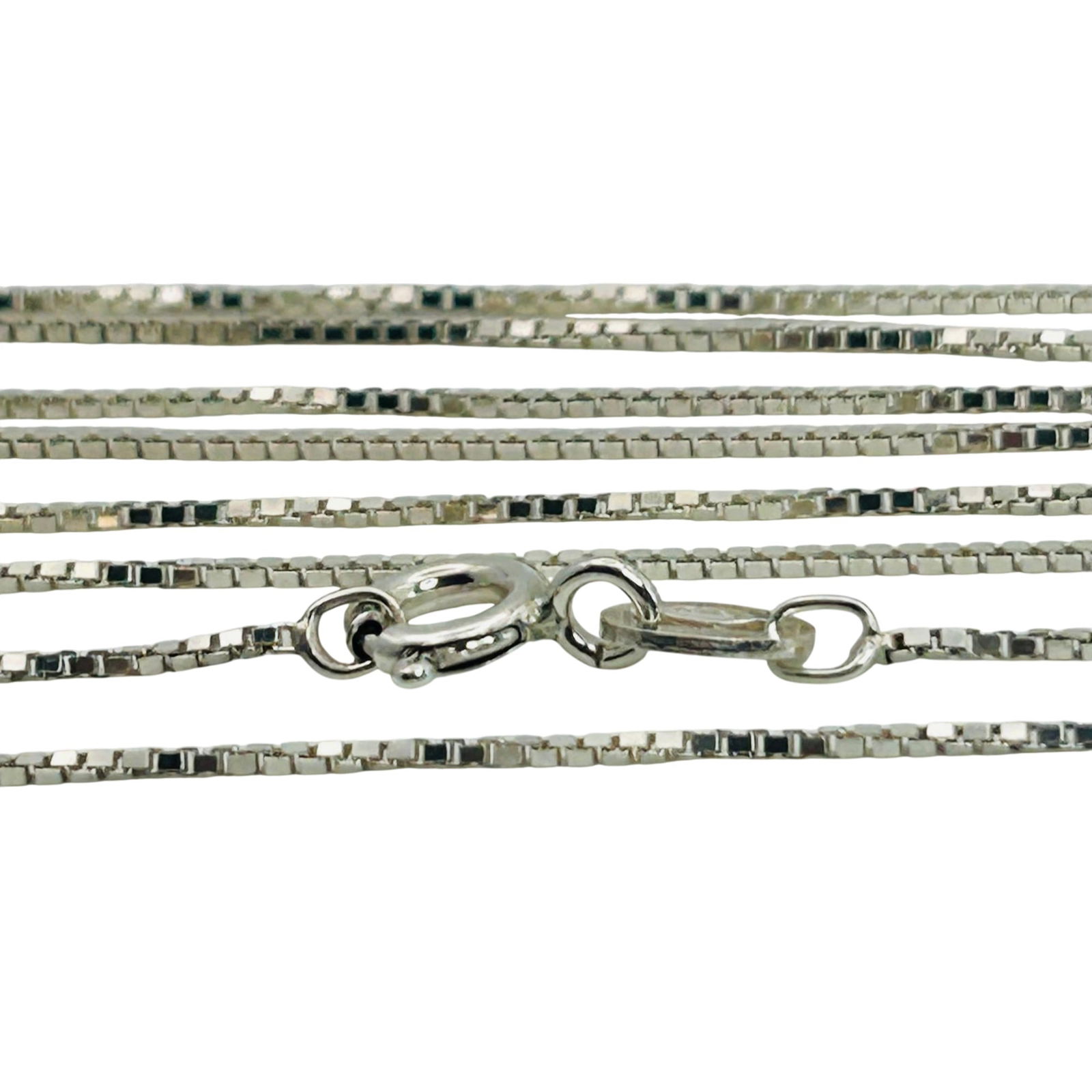Italy Sterling Long Box Chain Necklace: Italy sterling long box chain necklace. 3.10g