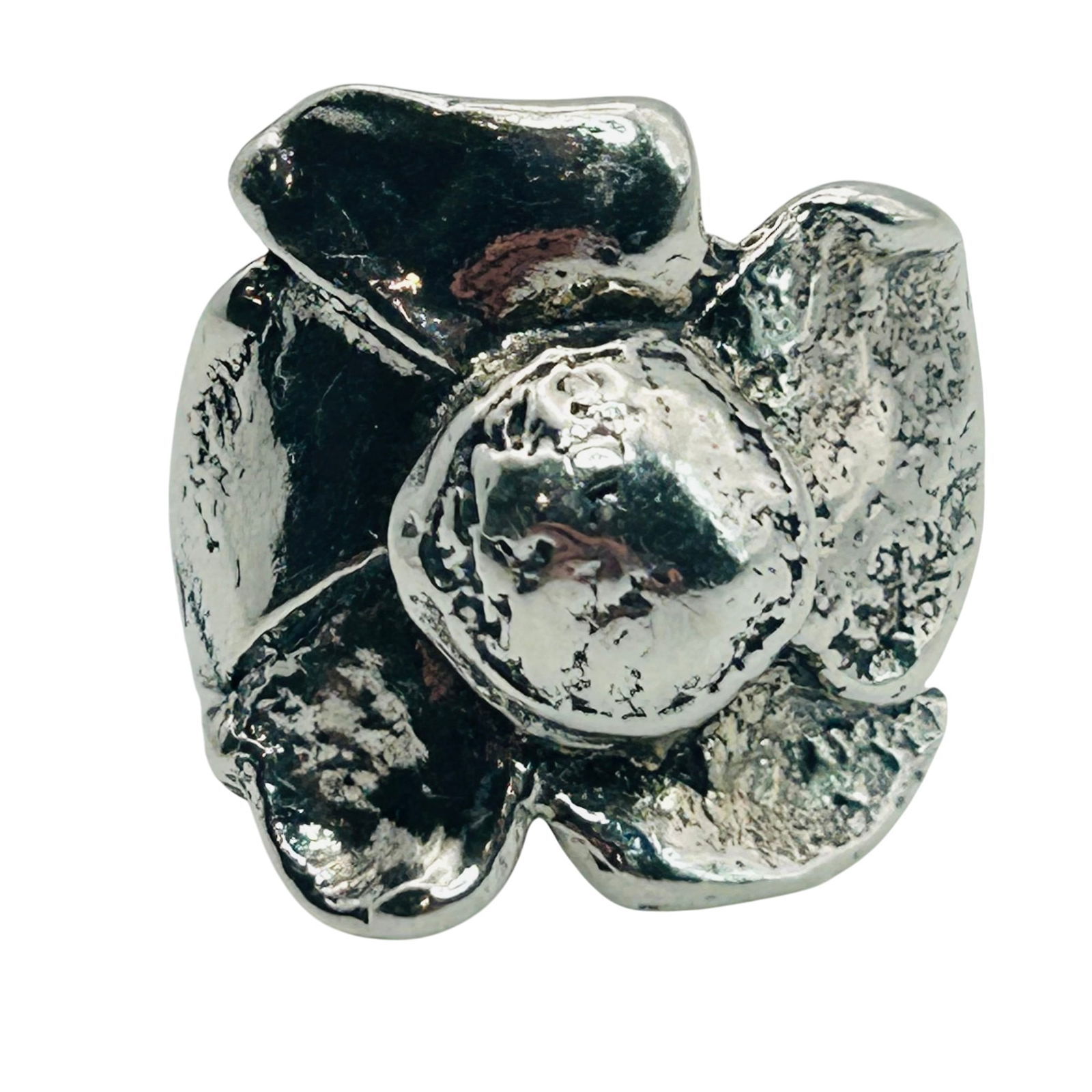 Sterling Native Flower Ring. Size 7: Sterling native flower ring. Size 7. 12.50g