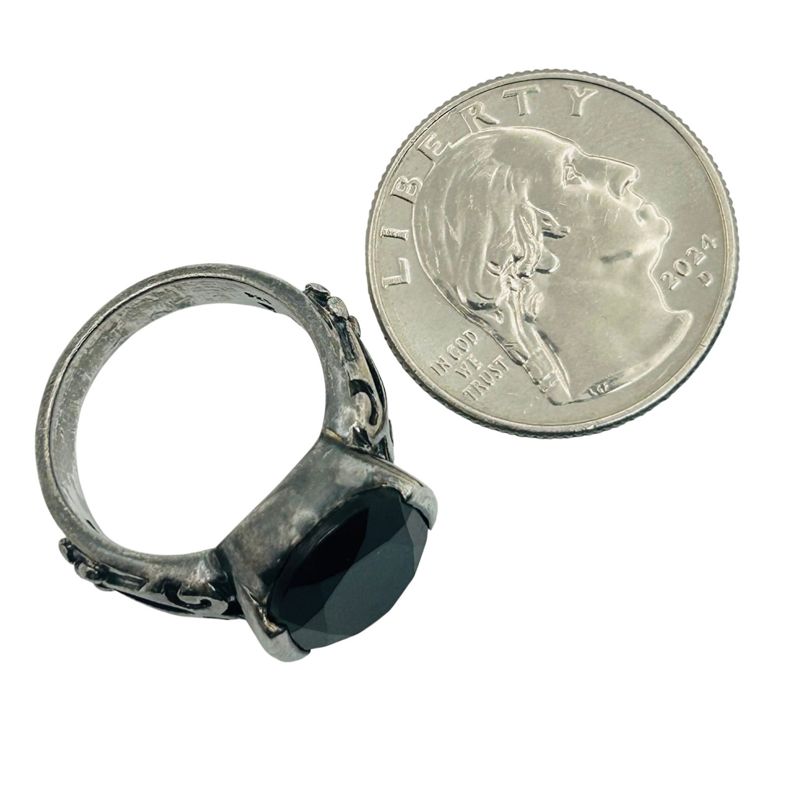 Sterling Onyx Statement Ring. Size 8 - 3