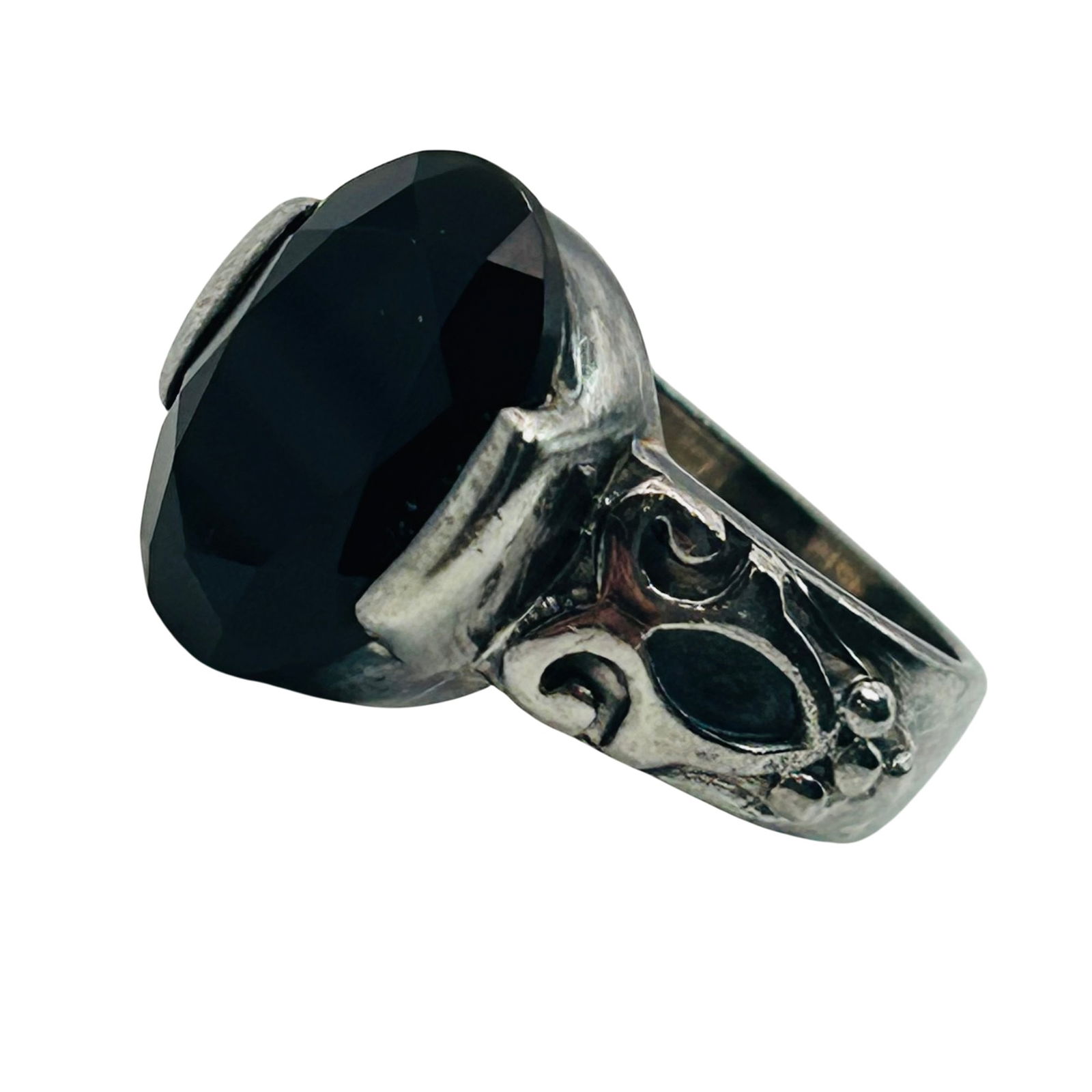 Sterling Onyx Statement Ring. Size 8 - 5