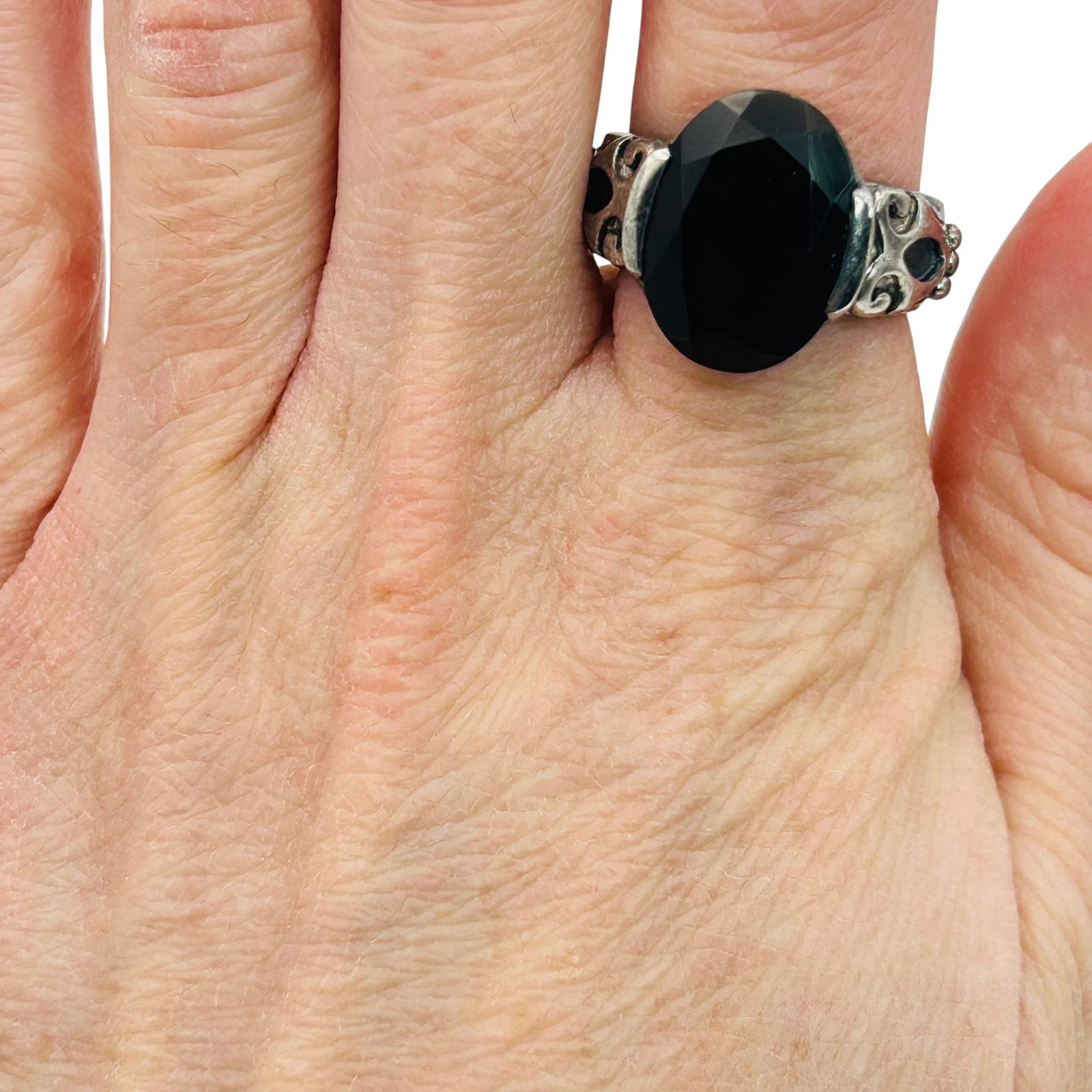 Sterling Onyx Statement Ring. Size 8 - 8