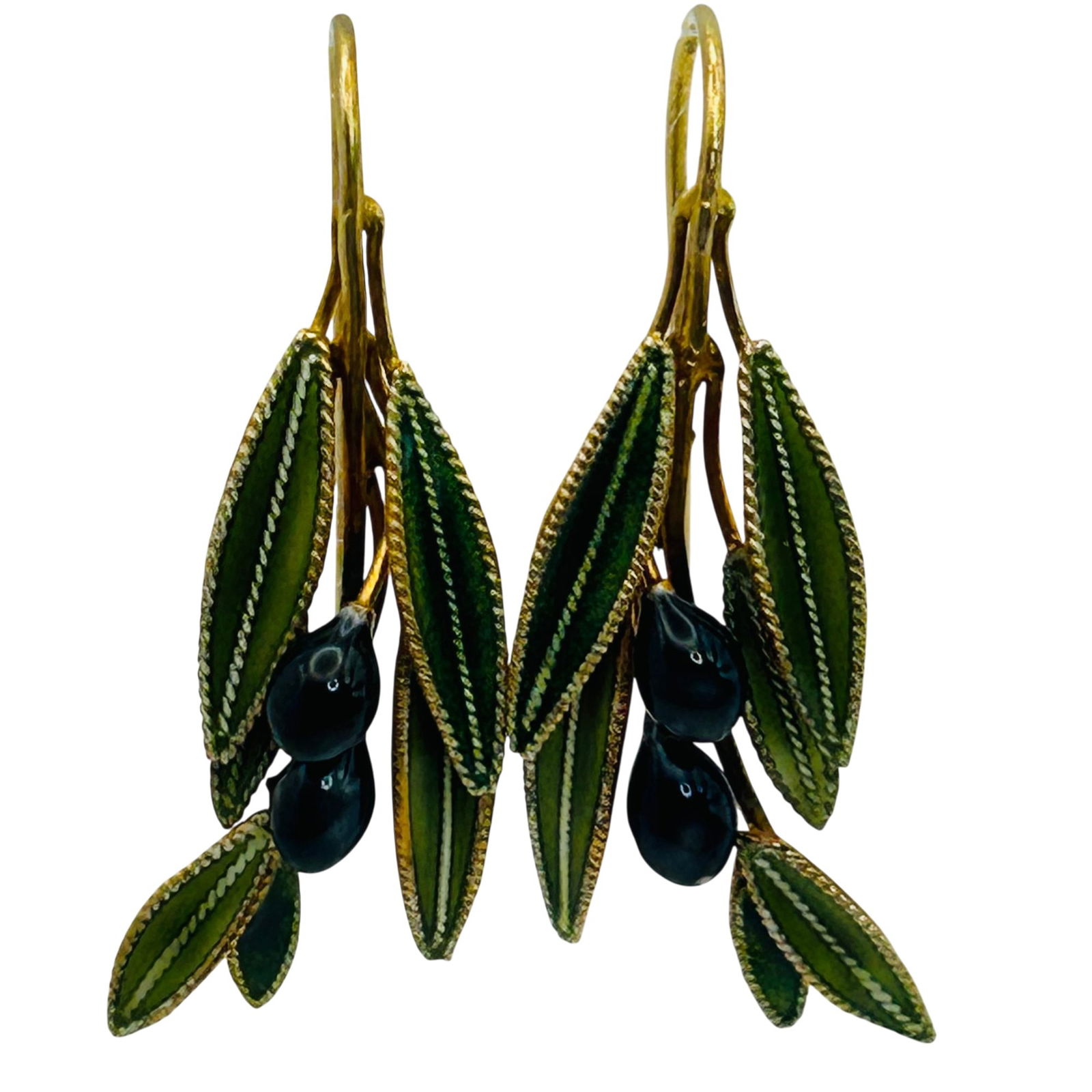 Sterling Leaf Grape Hook Back Earrings: Sterling leaf grape hook back earrings. 3.70g