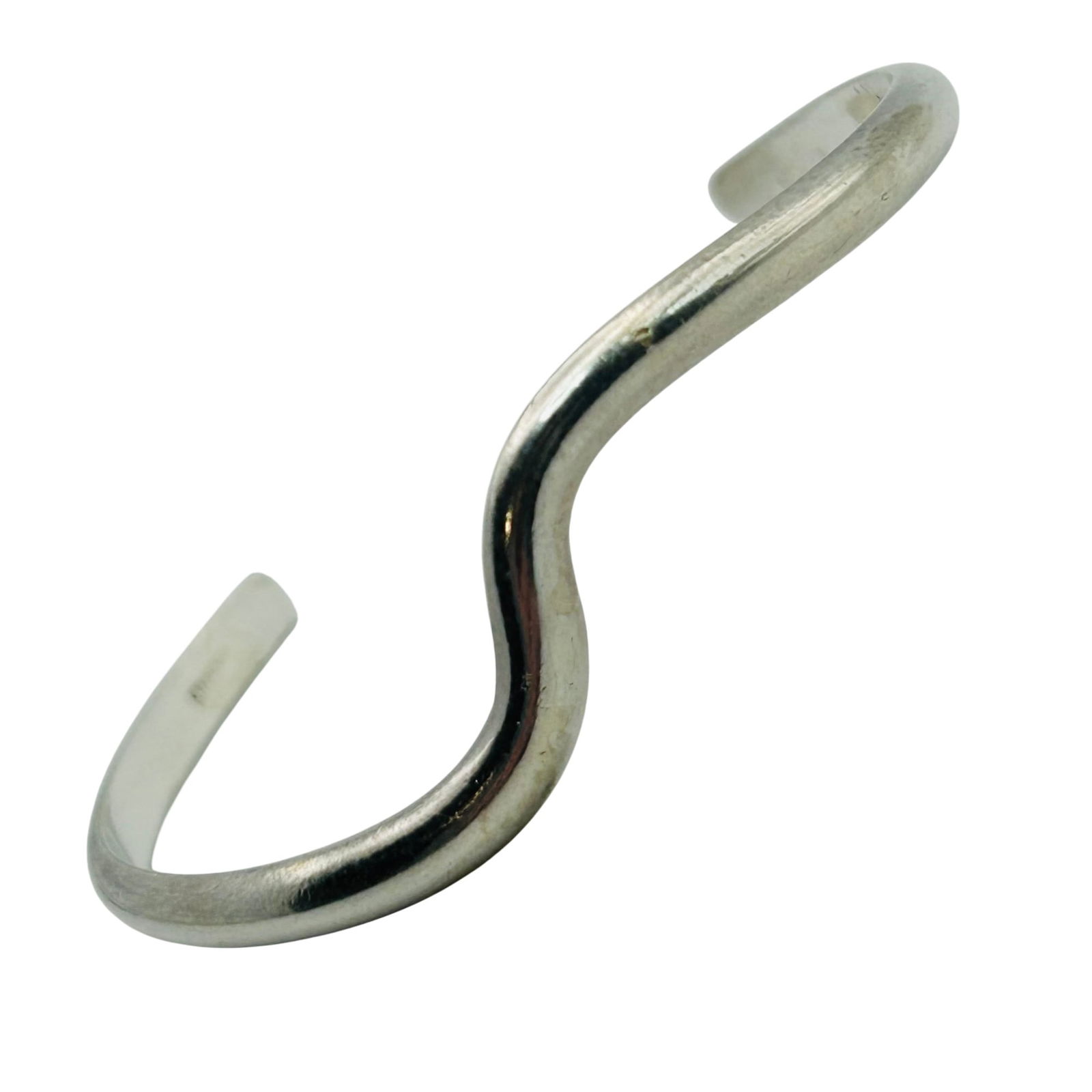 Sterling Cuff Bracelet: Sterling cuff bracelet. 9.60g