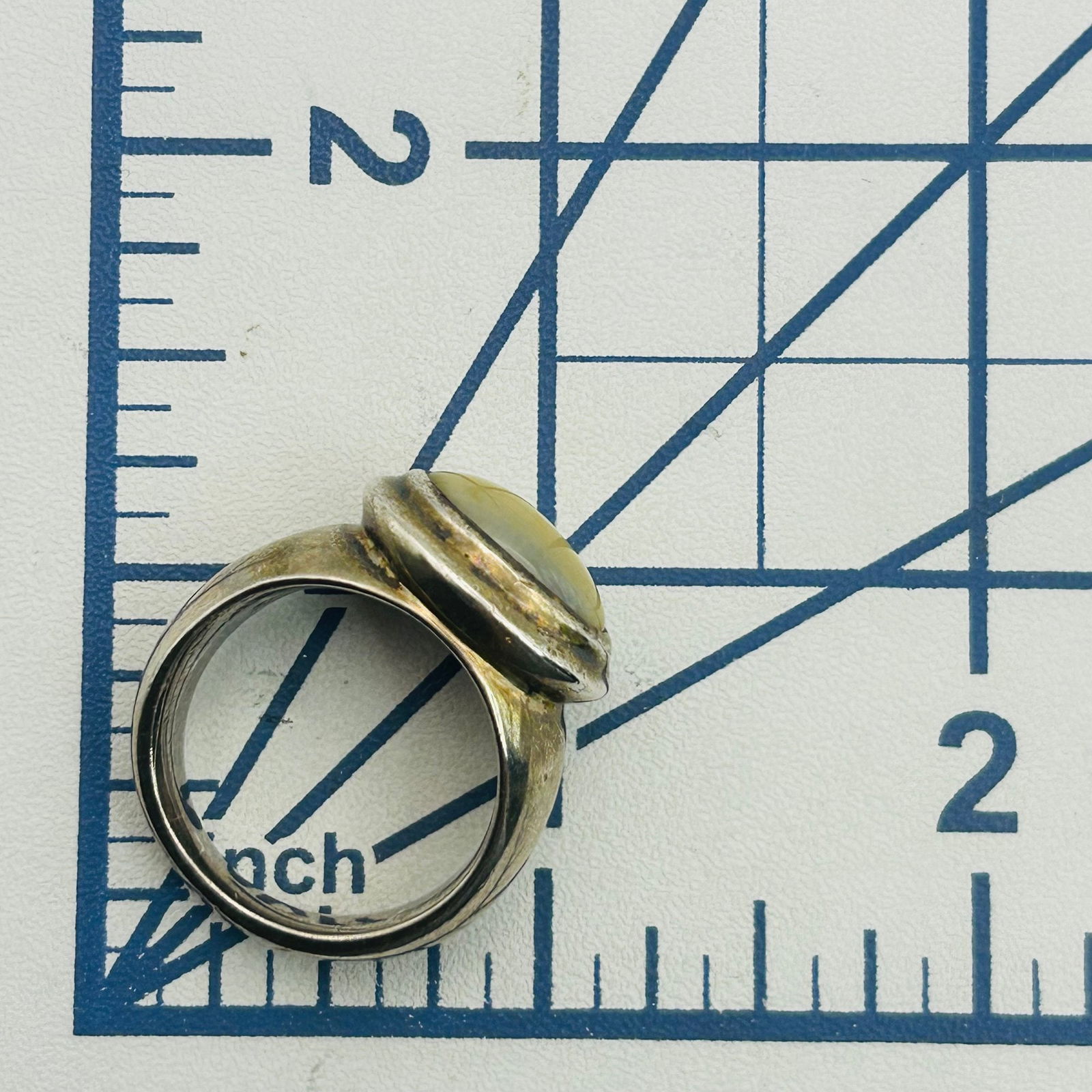 Sterling Gemstone Oval Ring. Size 9 - 2