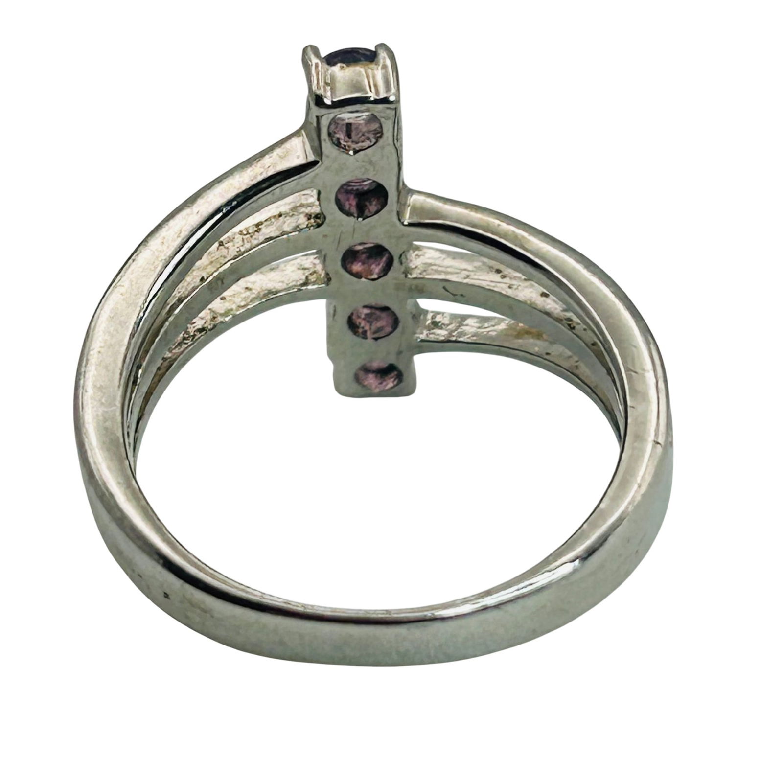 Sterling Amethyst Split Band Ring. Size 7 - 6