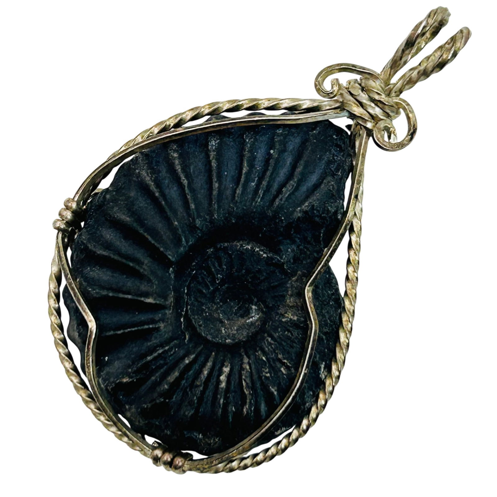 Sterling Ammonite Fossil Pendant: Sterling ammonite fossil pendant. 16.50g