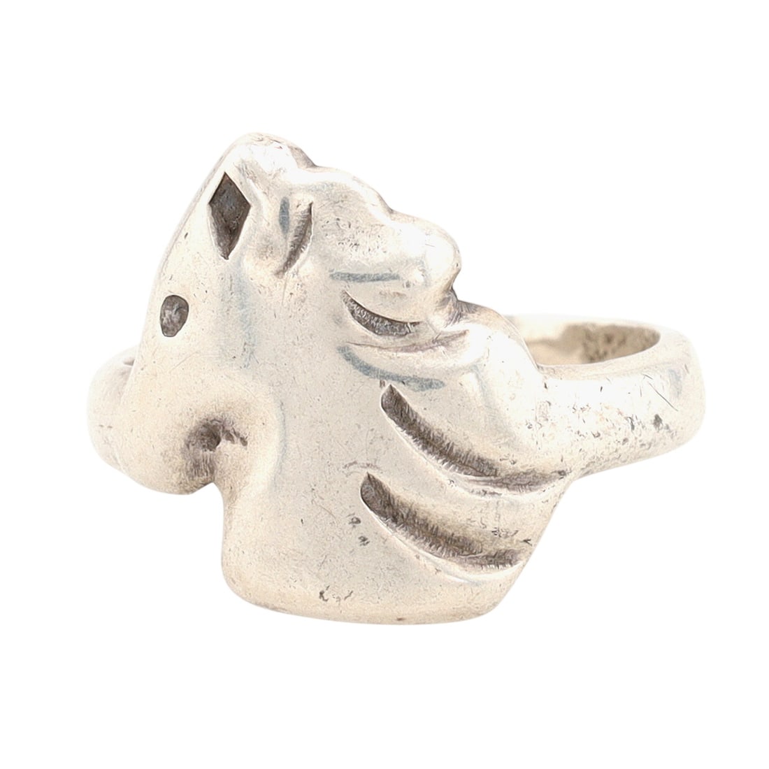 Richardson's Trading Post Vintage Navajo Plain Silver Horse Ring Sz 7: Presented in partnership with the historic Richardson’s Trading Post, a cornerstone of Native American jewelry since 1913. Selected from their archives of rare vintage and contemporary pieces. Vinta