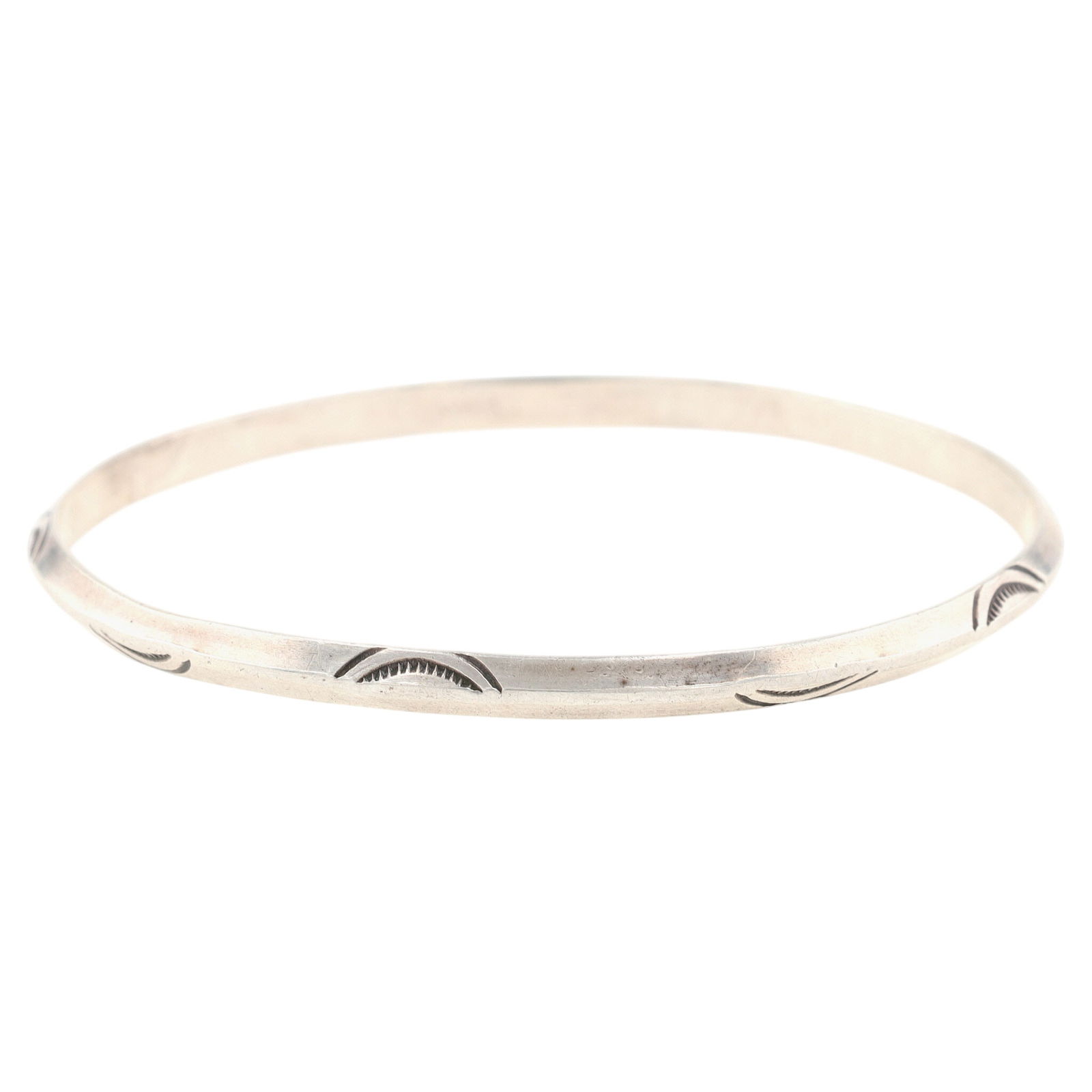 Richardson's Trading Post Vintage Navajo Plain Silver Stampwork Bangle Bracelet (1 of 7)