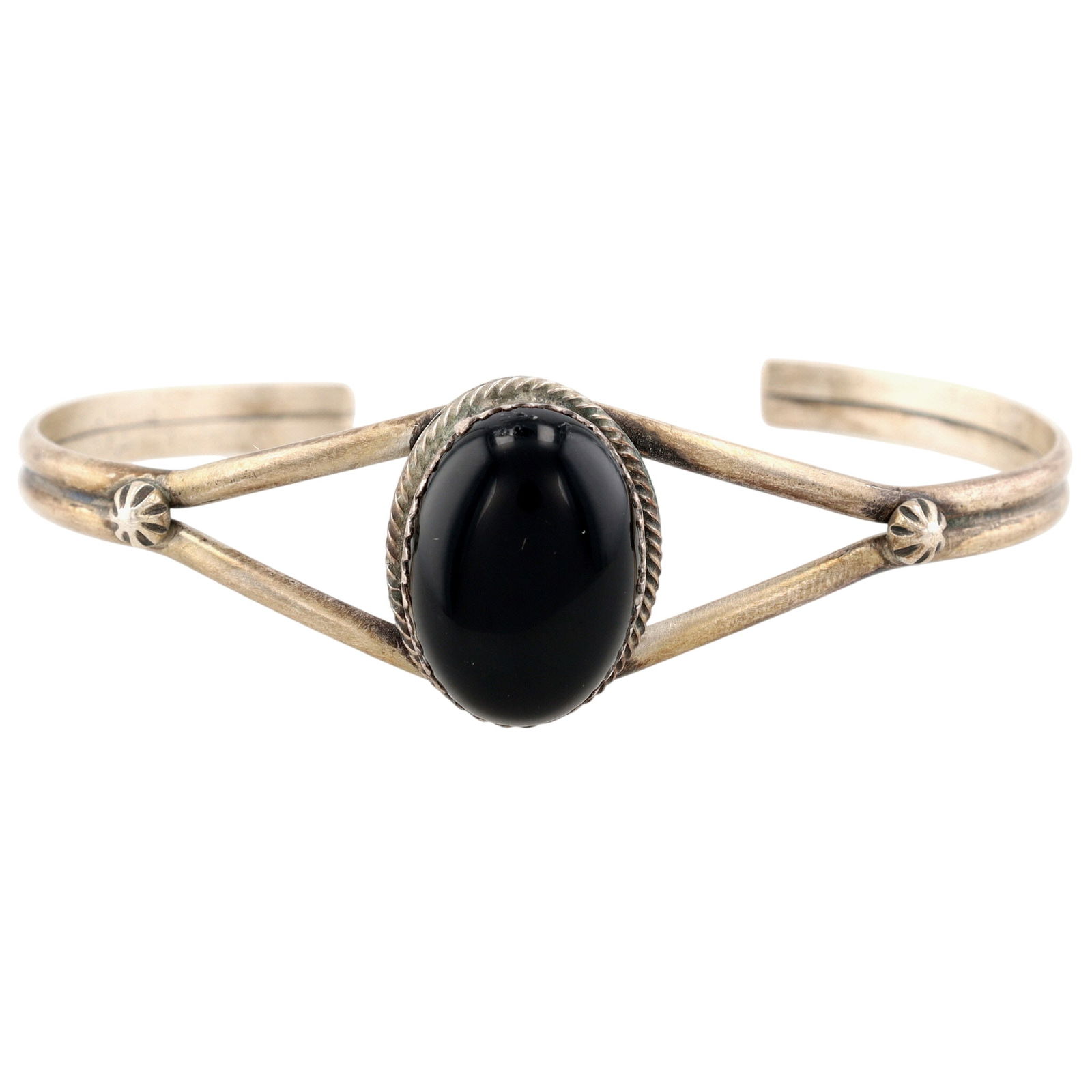 Richardson's Trading Post Donovan Skeet Navajo Sterling Onyx Cuff Bracelet: Presented in partnership with the historic Richardson’s Trading Post, a cornerstone of Native American jewelry since 1913. Selected from their archives of rare vintage and contemporary pieces. Donov