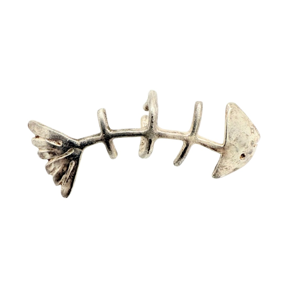 Sterling Fishbone Ear Cuff 2g: Sterling Fishbone Ear Cuff 2g