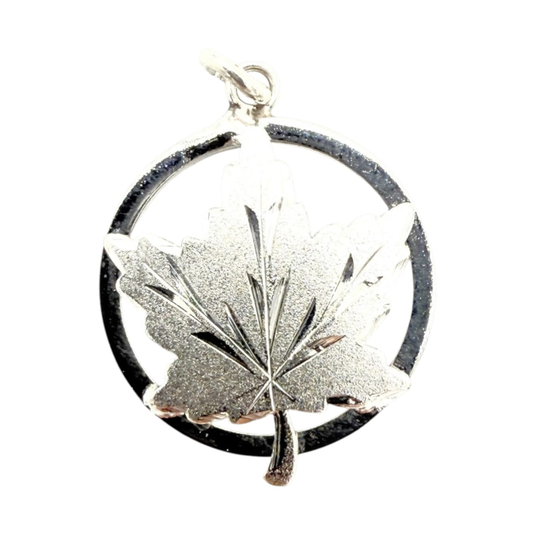 Signed Sterling Front Maple Leaf Charm Pendant 1.8g: EMC Signed Sterling Front Maple Leaf Charm Pendant 1.8g