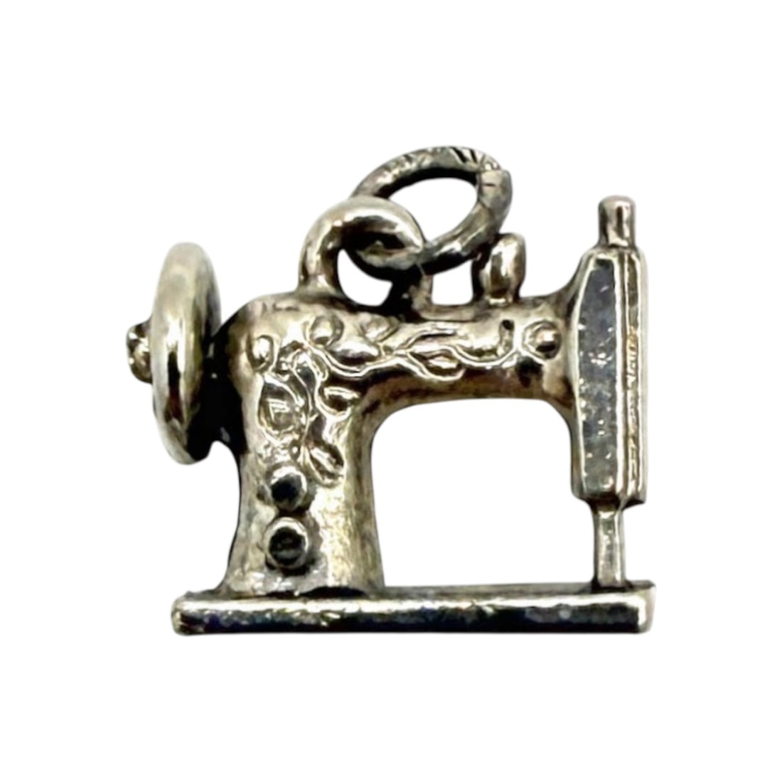 Burdick Sterling Sewing Machine Charm 2g (1 of 4)