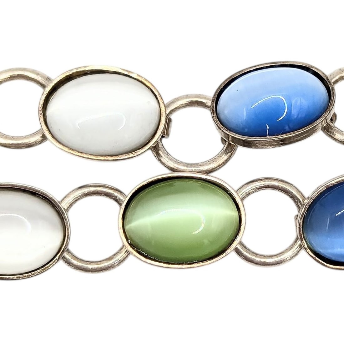 Sterling Blue And Green Cat Eye Glass Bracelet 10.5g: Sterling Blue and Green Cat eye Glass Bracelet 10.5g Broken