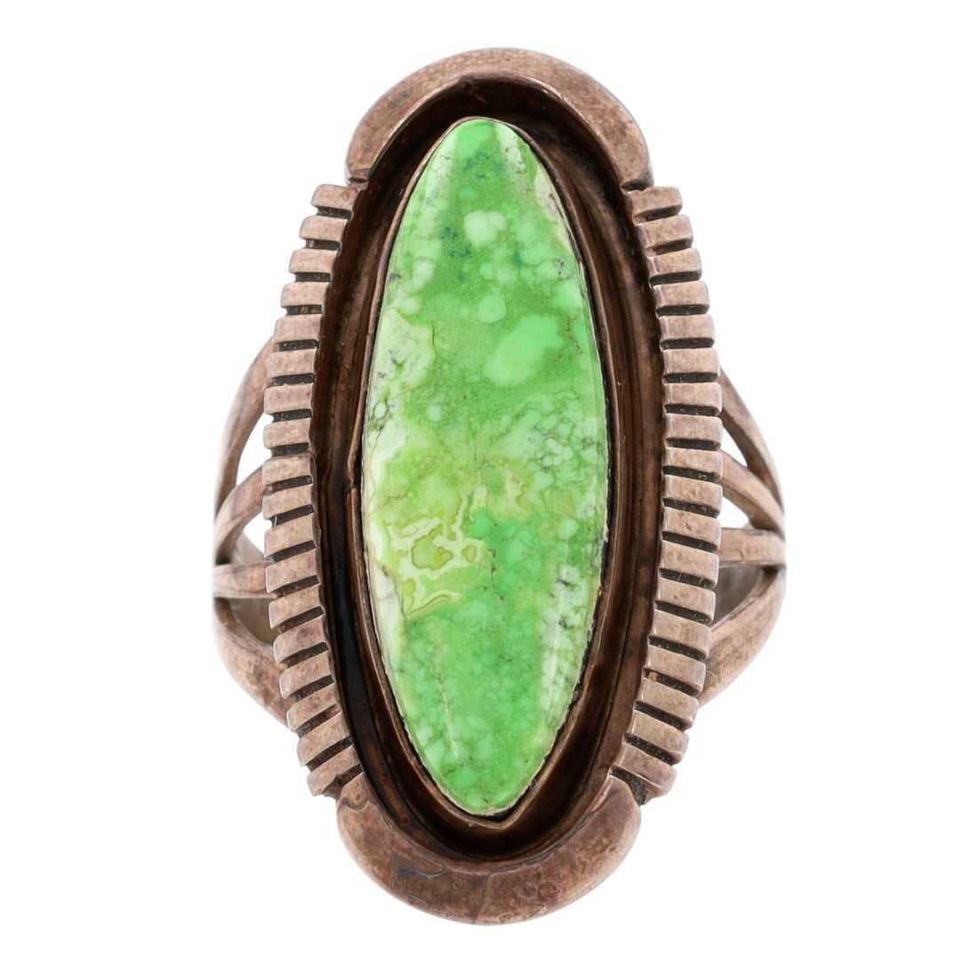Eugene Belone Navajo Gaspeite Ring Sz 7.5: Eugene Belone Navajo Sterling Gaspeite (or possibly green variscite, turquoise) Ring Sz 7.5 - 8g