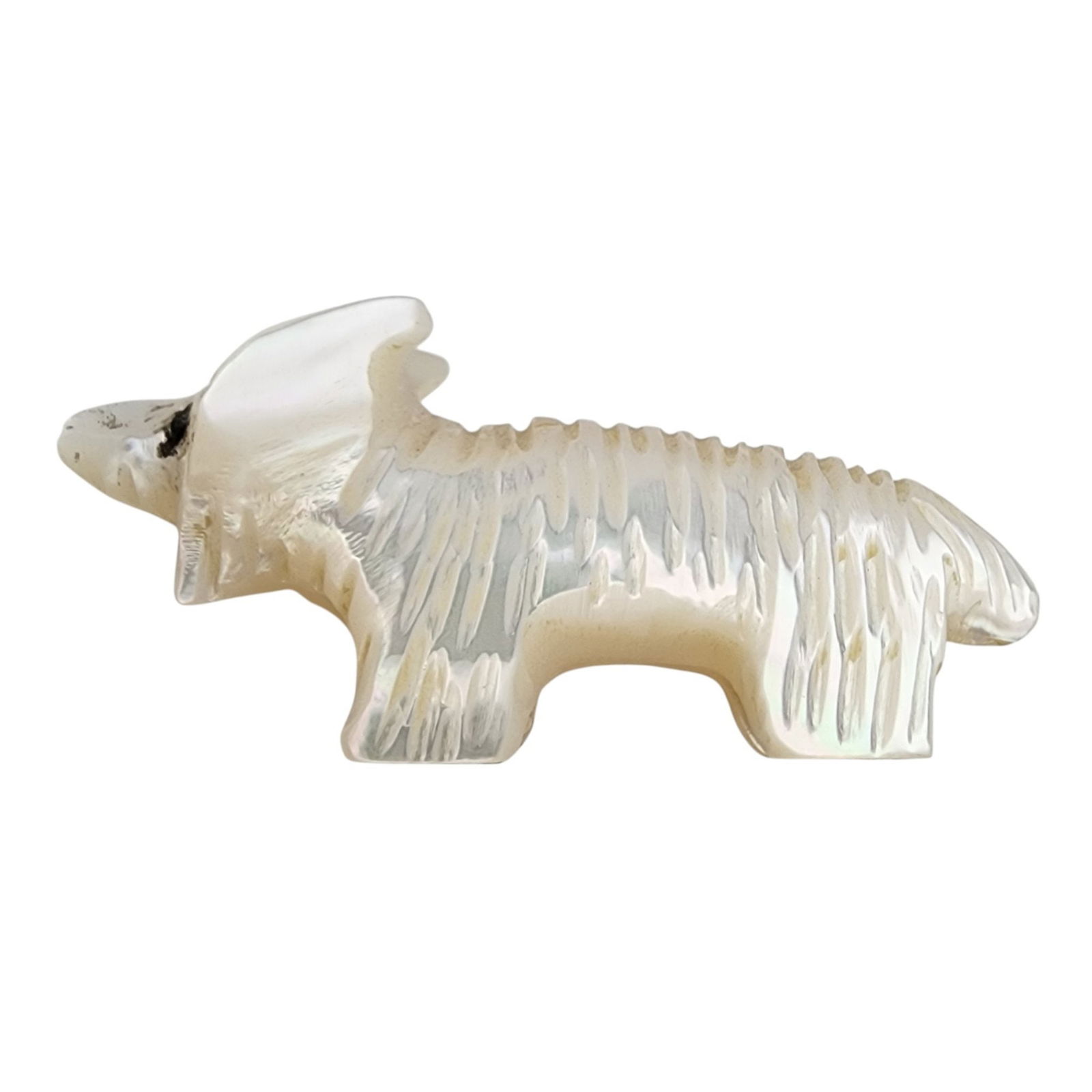 Native American Mother of Pearl Fox? Fetish: Native American Mother of Pearl Fox? Fetish / Approximate Weight: 9g / Approximate measurements: 1.6" x .4" x .7" / This item is part of an estate collection of Native American fetishes, pottery, bask